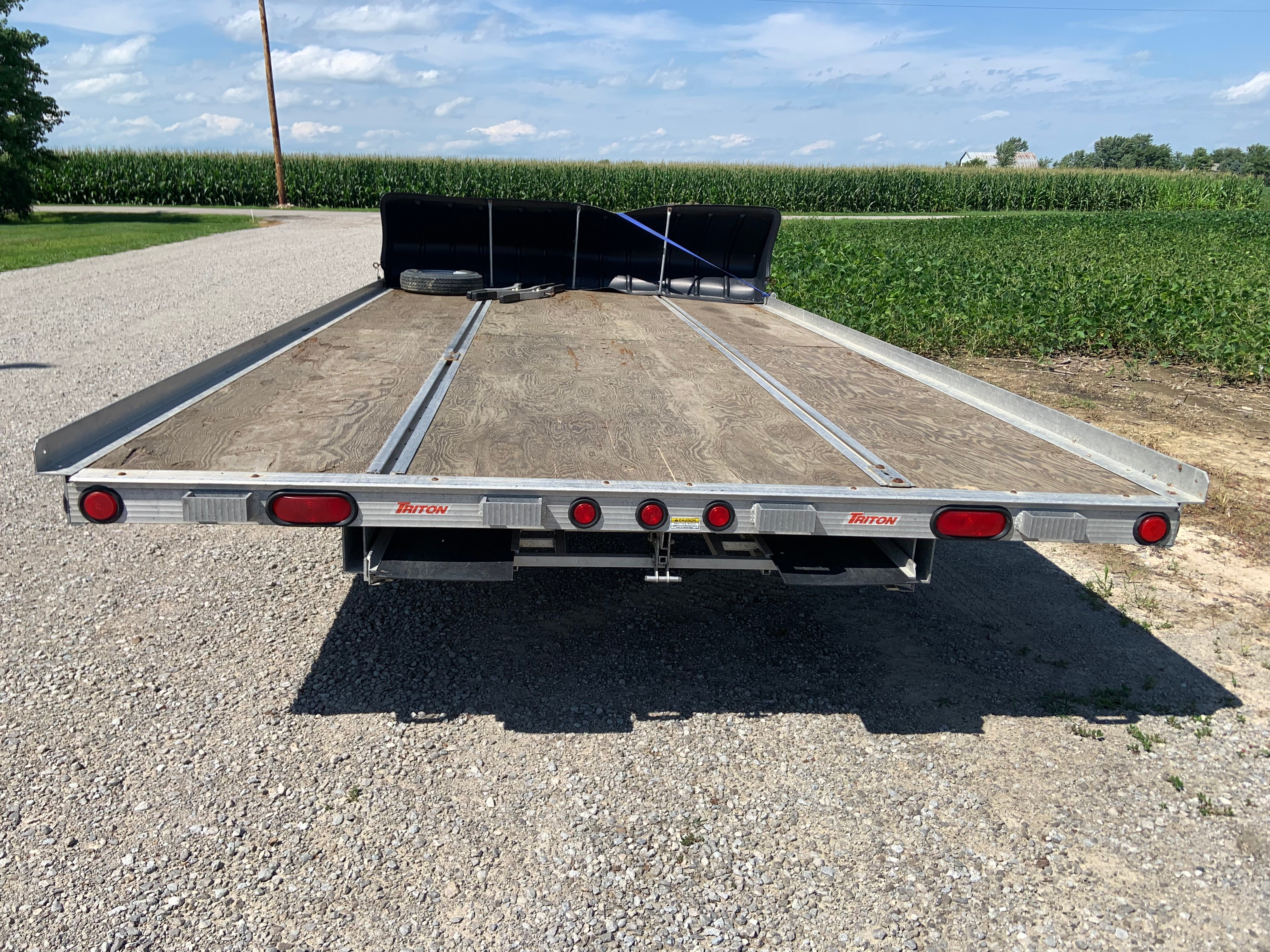 Property photo 581 - FARM EQUIPMENT AUCTION IN ALLEN COUNTY, INDIANA
