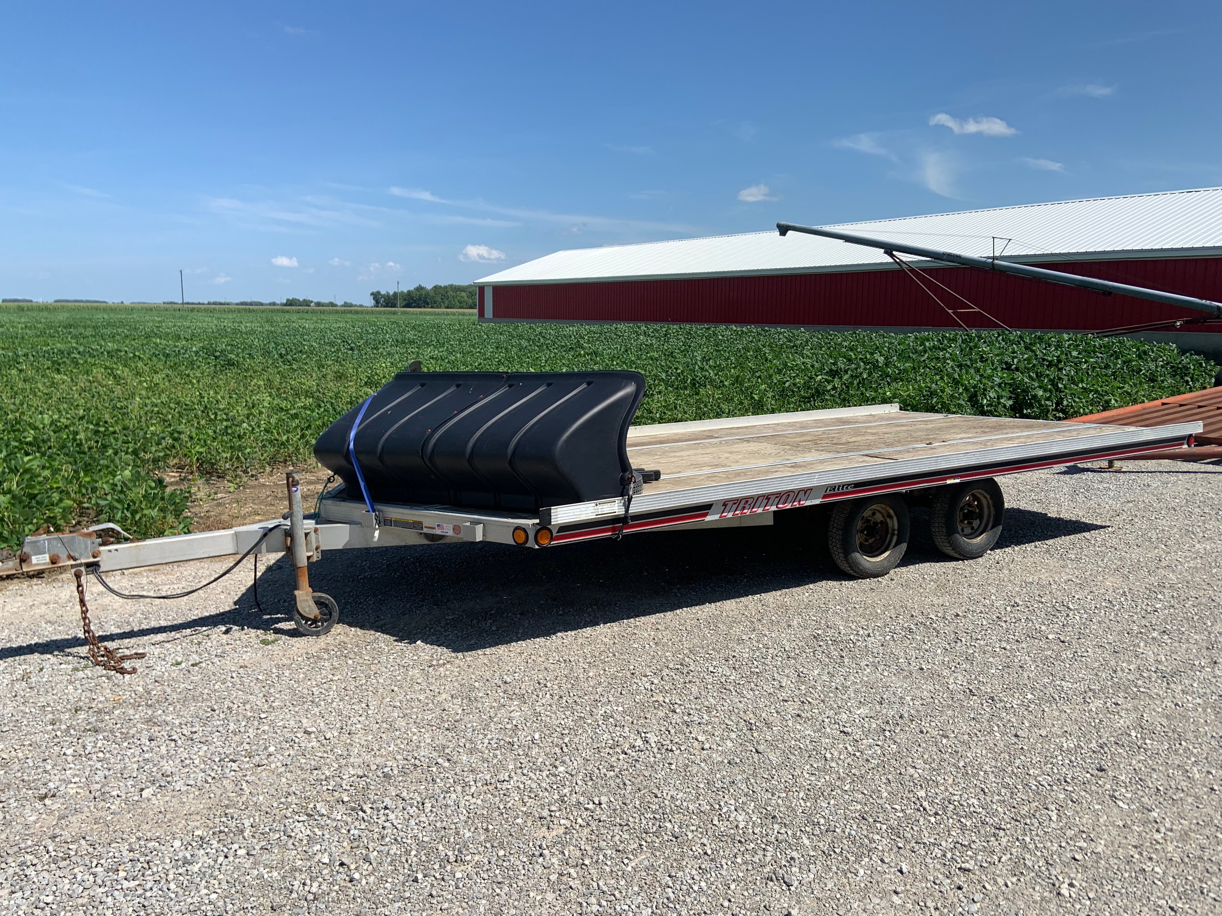 Property photo 586 - FARM EQUIPMENT AUCTION IN ALLEN COUNTY, INDIANA