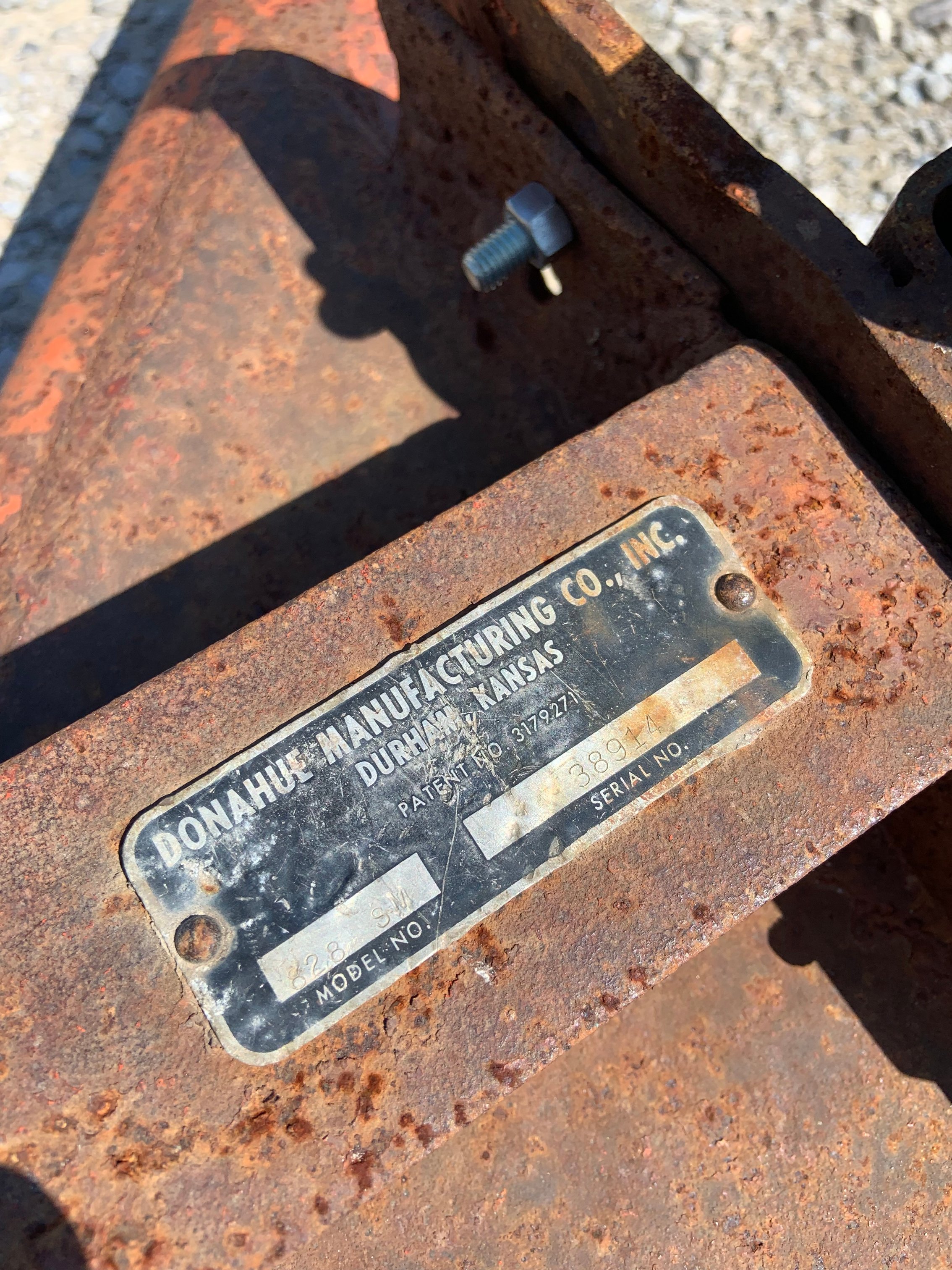 Property photo 566 - FARM EQUIPMENT AUCTION IN ALLEN COUNTY, INDIANA