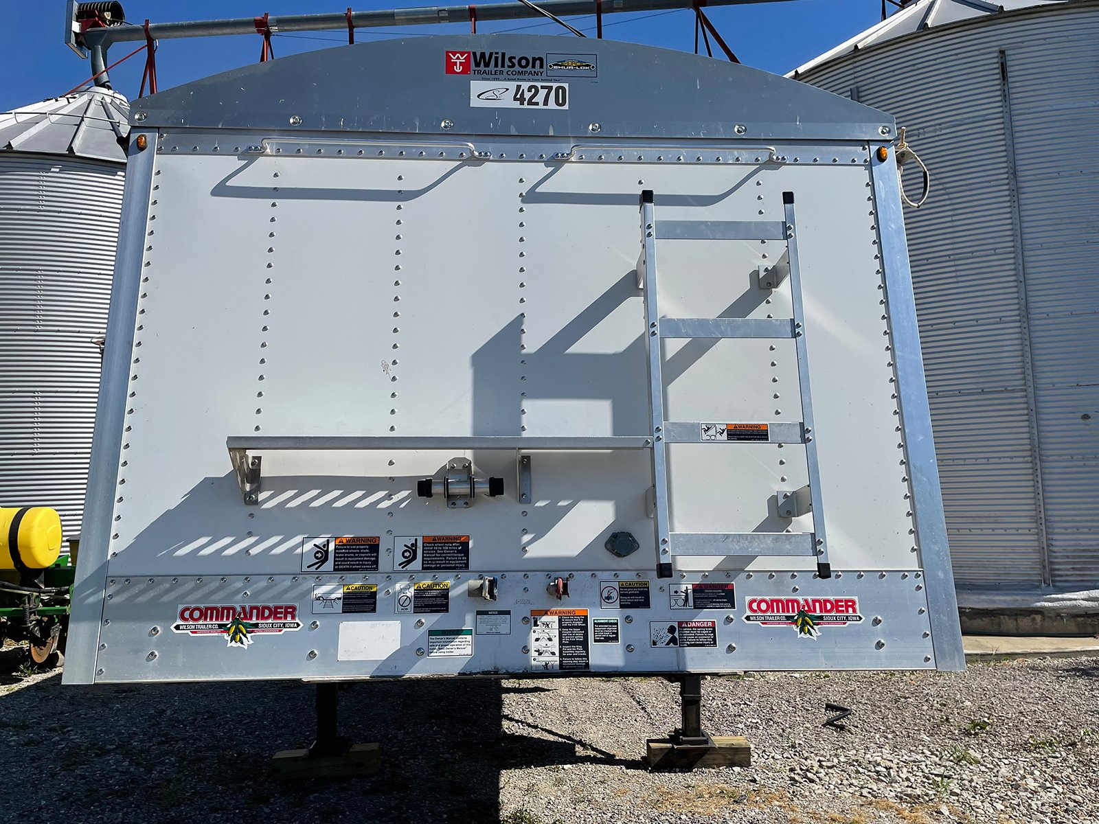 Property photo 256 - FARM EQUIPMENT AUCTION IN ALLEN COUNTY, INDIANA