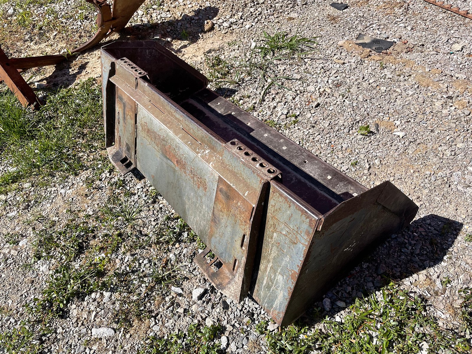 Property photo 650 - FARM EQUIPMENT AUCTION IN ALLEN COUNTY, INDIANA