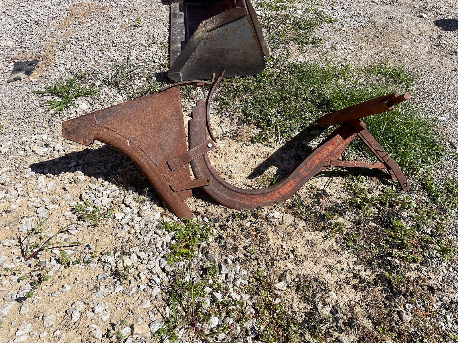 Property photo 660 - FARM EQUIPMENT AUCTION IN ALLEN COUNTY, INDIANA