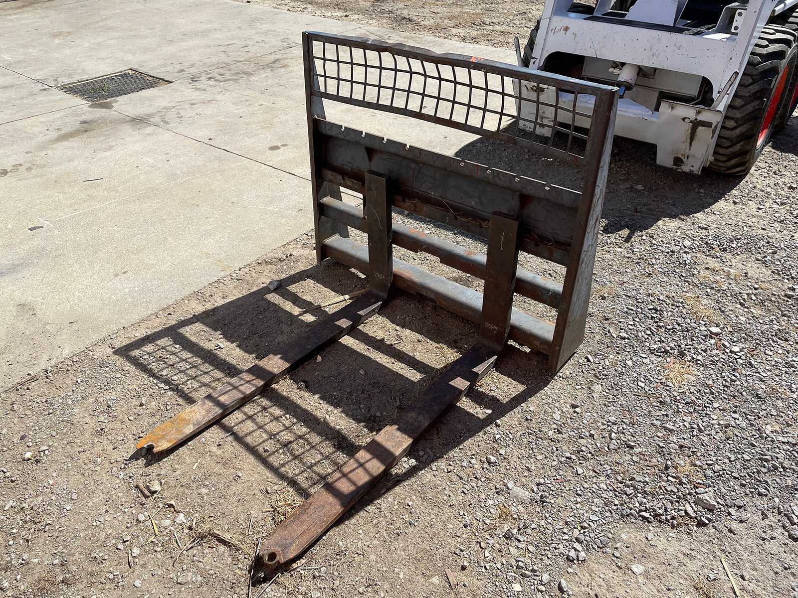 Property photo 662 - FARM EQUIPMENT AUCTION IN ALLEN COUNTY, INDIANA