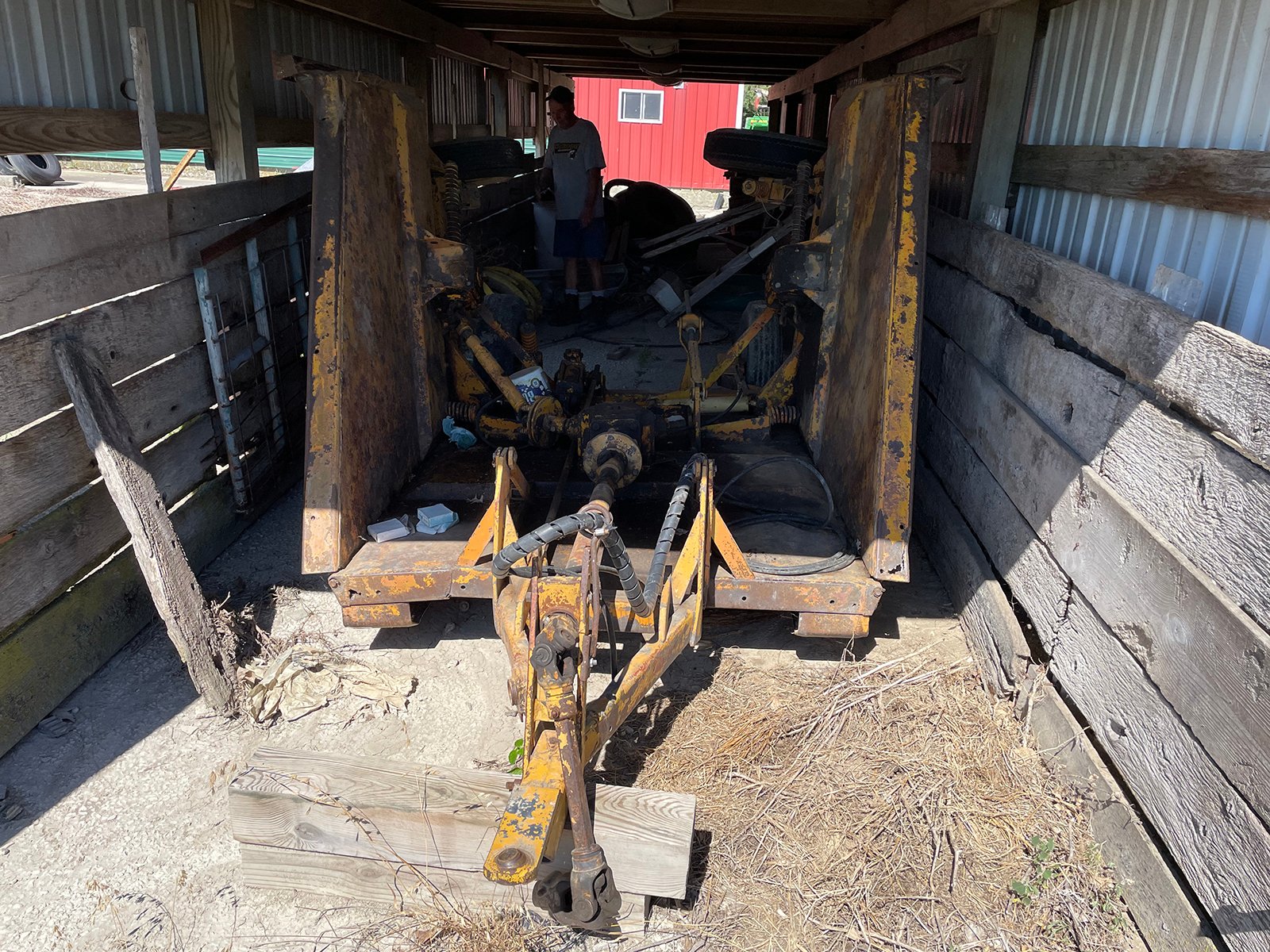 Property photo 677 - FARM EQUIPMENT AUCTION IN ALLEN COUNTY, INDIANA