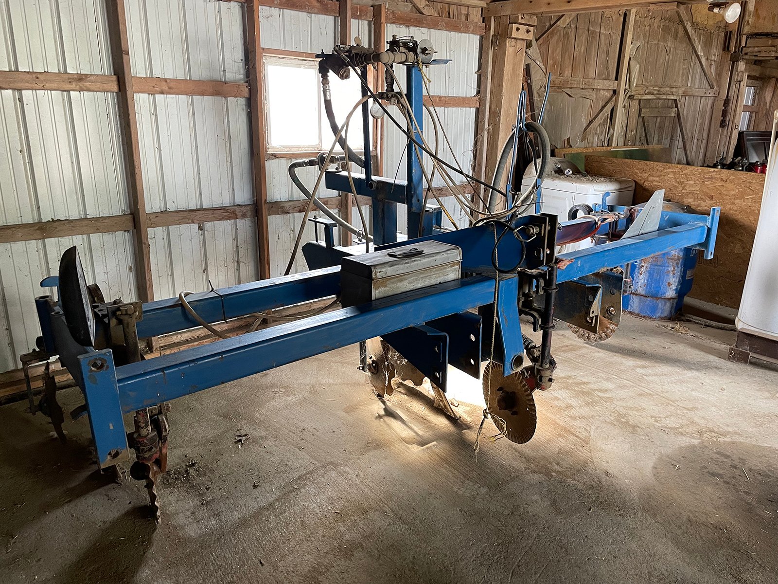 Property photo 608 - FARM EQUIPMENT AUCTION IN ALLEN COUNTY, INDIANA