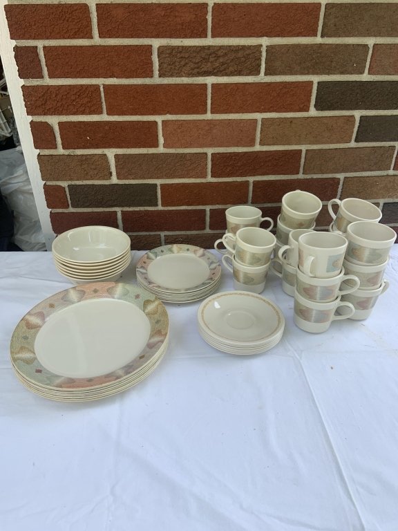 Property photo 146 - TIMED ONLINE ONLY PERSONAL PROPERTY AUCTION IN ALLEN COUNTY, INDIANA