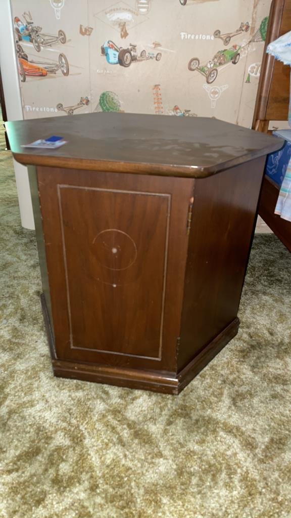 Property photo 223 - TIMED ONLINE ONLY PERSONAL PROPERTY AUCTION IN EAST ALLEN COUNTY, INDIANA
