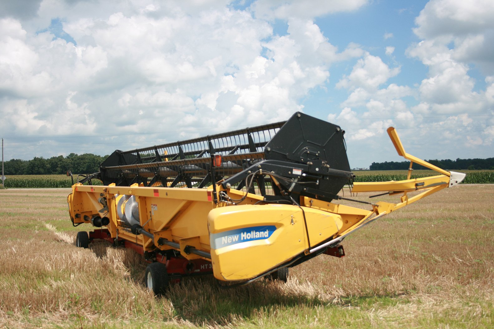 Property photo 9 - FARM EQUIPMENT AUCTION IN BERNE, INDIANA