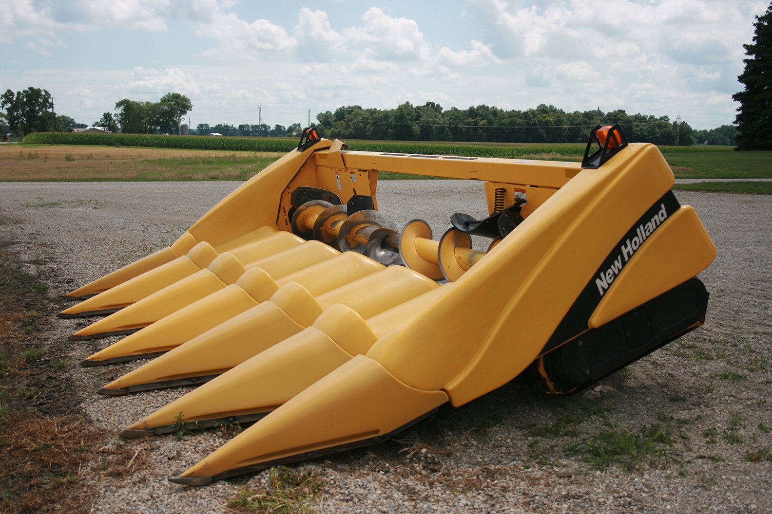 Property photo 11 - FARM EQUIPMENT AUCTION IN BERNE, INDIANA