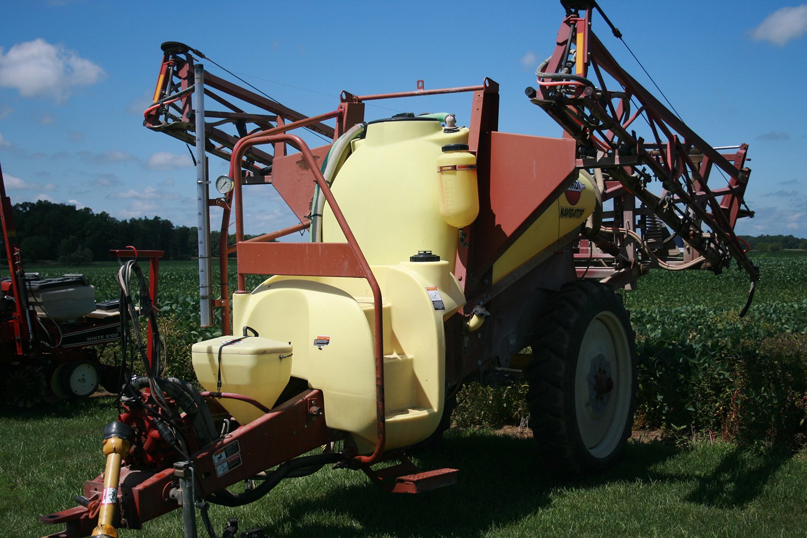 Property photo 15 - FARM EQUIPMENT AUCTION IN BERNE, INDIANA