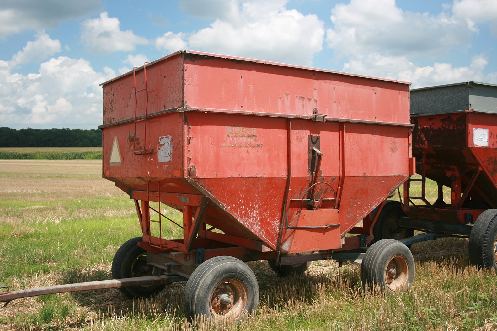 Property photo 35 - FARM EQUIPMENT AUCTION IN BERNE, INDIANA
