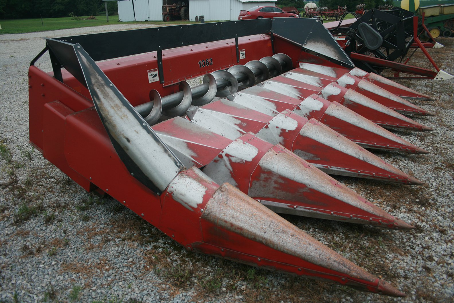 Property photo 14 - FARM EQUIPMENT AUCTION IN BLUFFTON, INDIANA