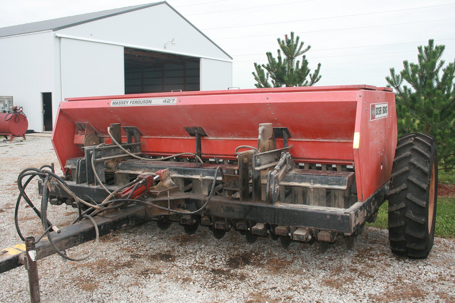 Property photo 15 - FARM EQUIPMENT AUCTION IN BLUFFTON, INDIANA
