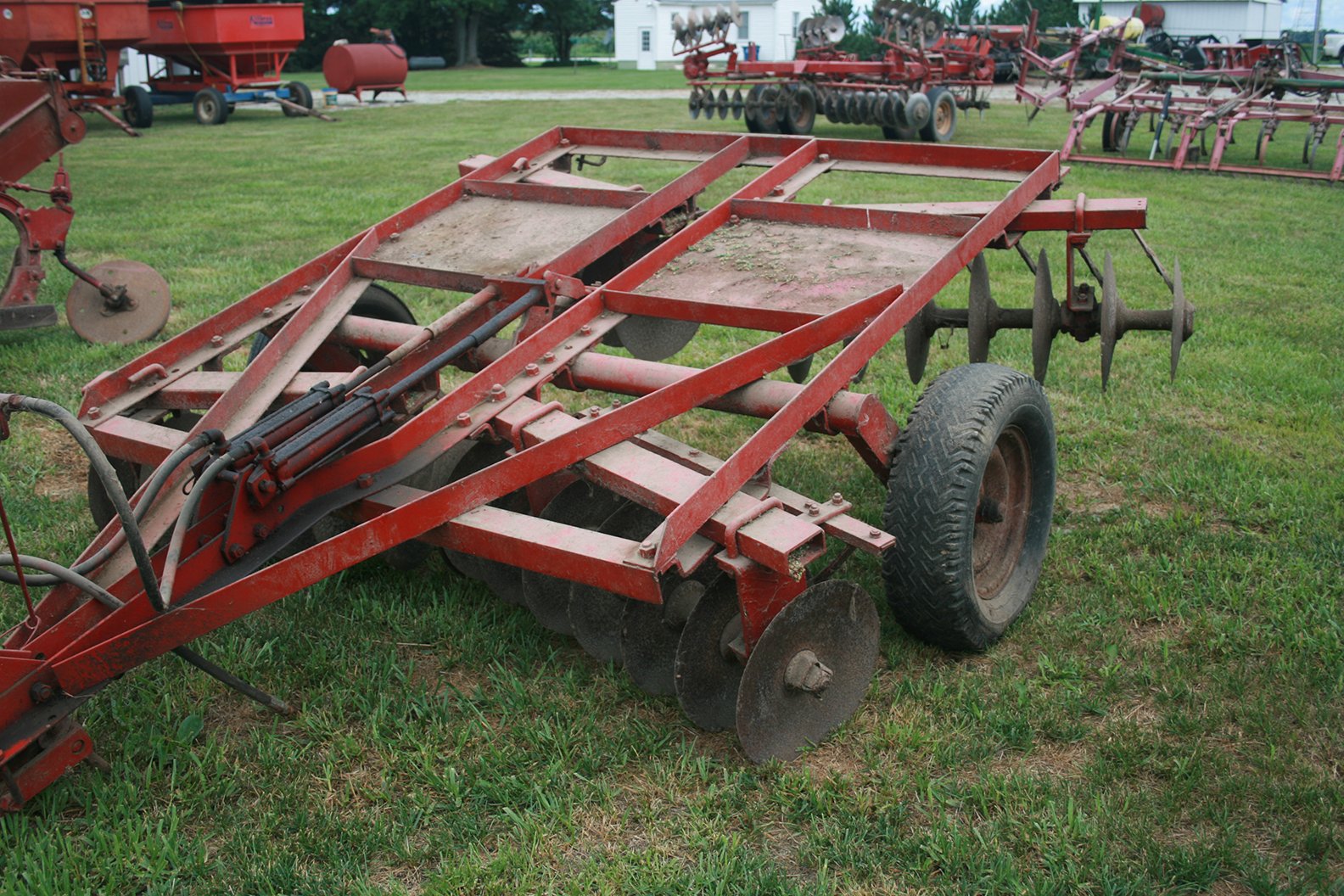 Property photo 22 - FARM EQUIPMENT AUCTION IN BLUFFTON, INDIANA