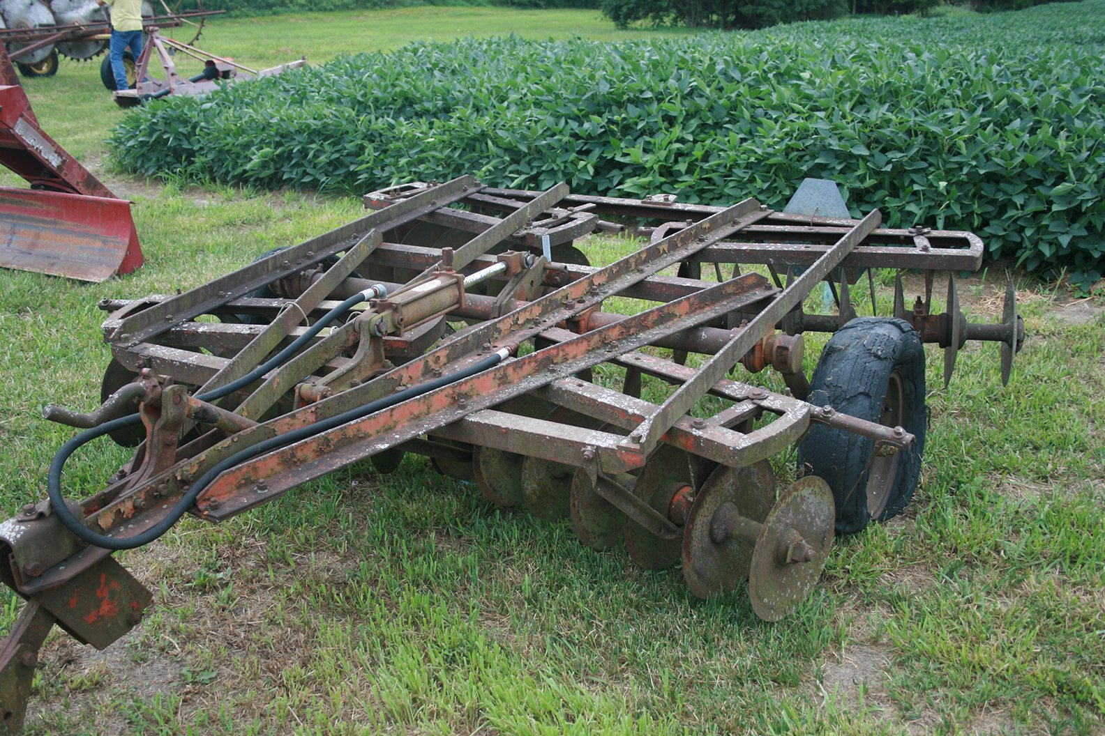 Property photo 47 - FARM EQUIPMENT AUCTION IN BLUFFTON, INDIANA