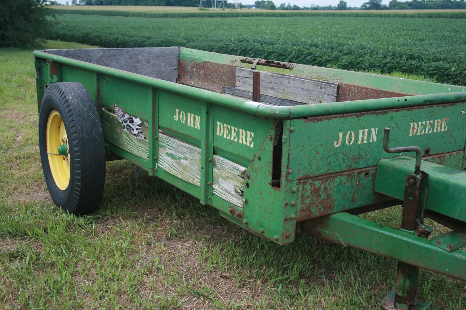 Property photo 64 - FARM EQUIPMENT AUCTION IN BLUFFTON, INDIANA