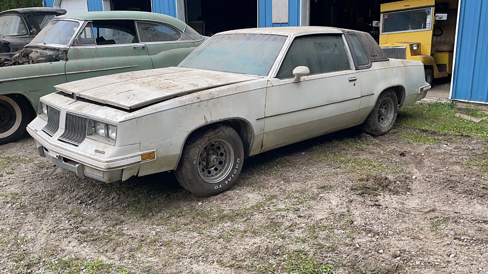 Property photo 42 - TIMED ONLINE ONLY PERSONAL PROPERTY AUCTION - ALLEN COUNTY, INDIANA