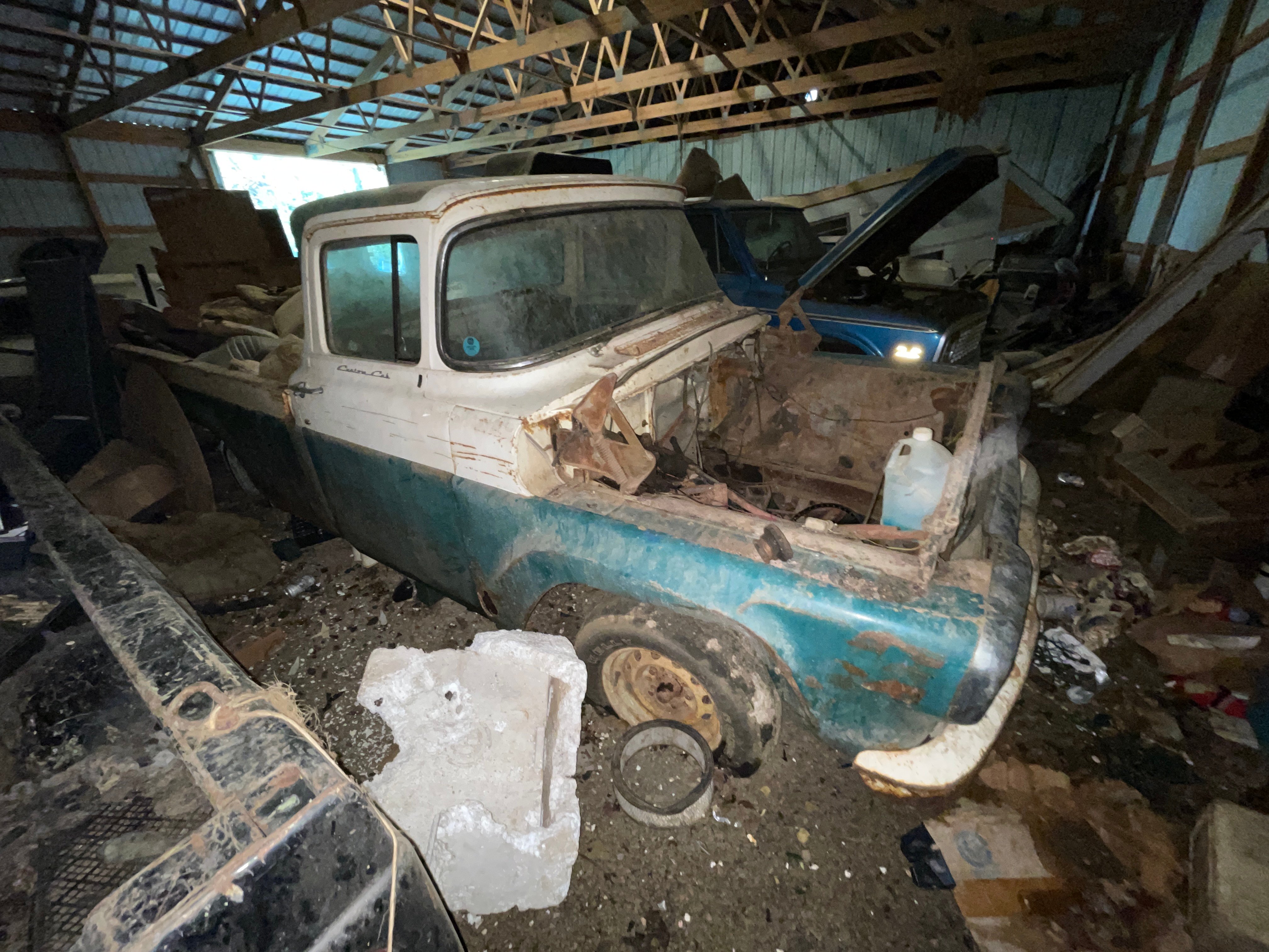Property photo 7 - TIMED ONLINE ONLY PERSONAL PROPERTY AUCTION - ALLEN COUNTY, INDIANA