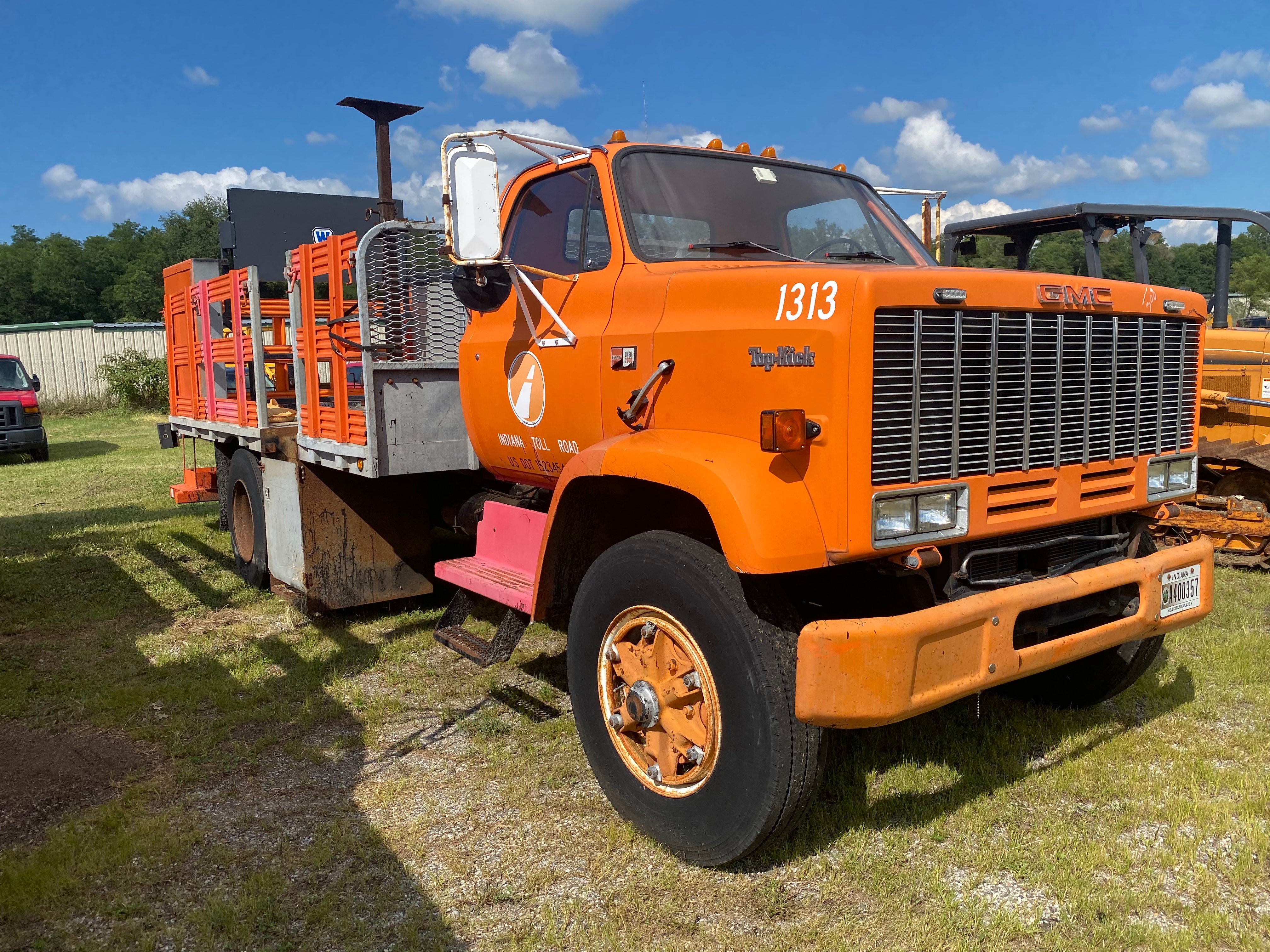 Property photo 12 - TIMED ONLINE ONLY EXCESS TRUCK & EQUIPMENT AUCTION - ELKHART COUNTY, INDIANA