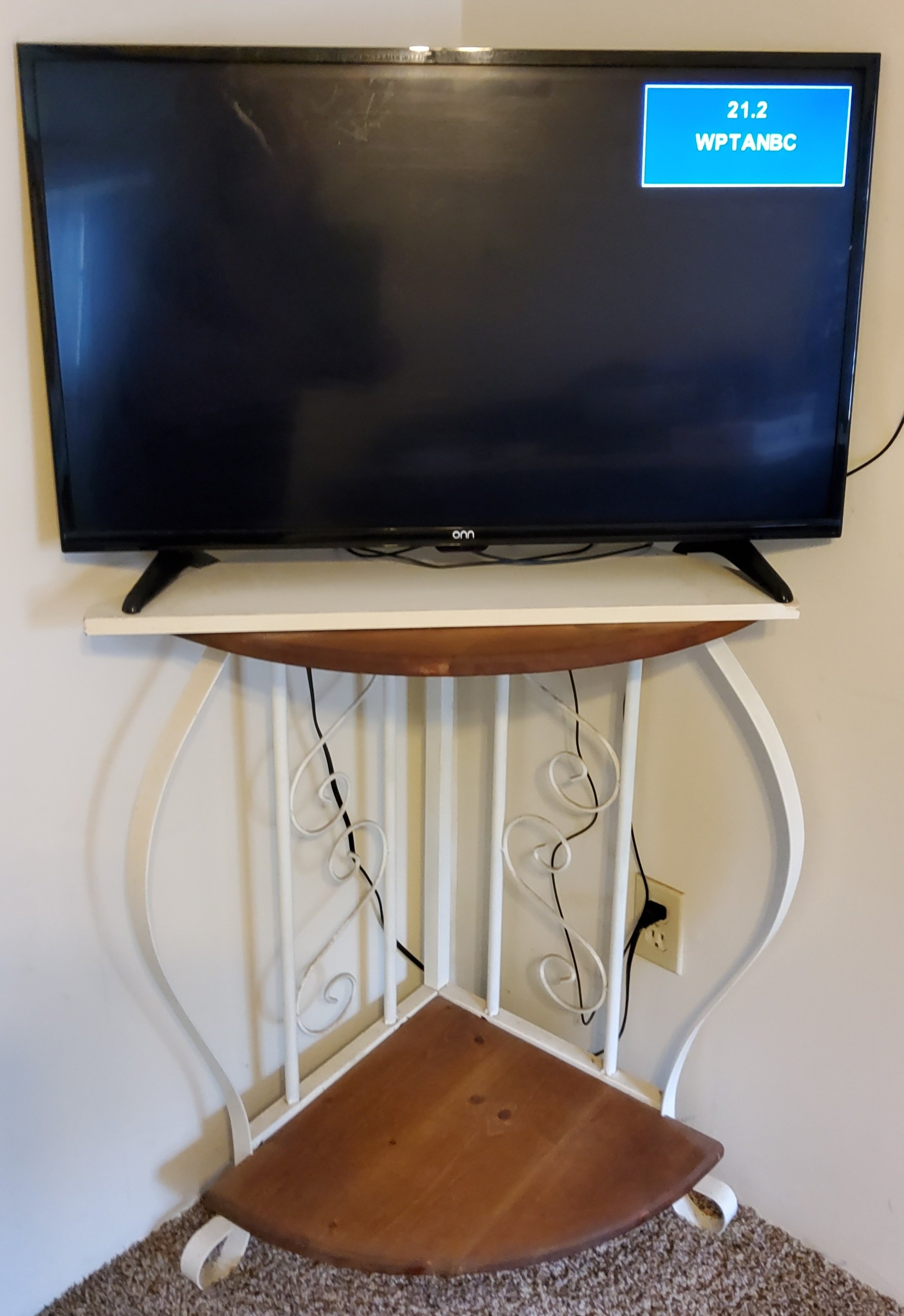 Property photo 21 - TIMED ONLINE ONLY PERSONAL PROPERTY AUCTION - WHITLEY COUNTY, INDIANA