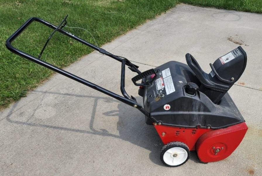 Property photo 14 - TIMED ONLINE ONLY PERSONAL PROPERTY AUCTION - WOODBURN, INDIANA