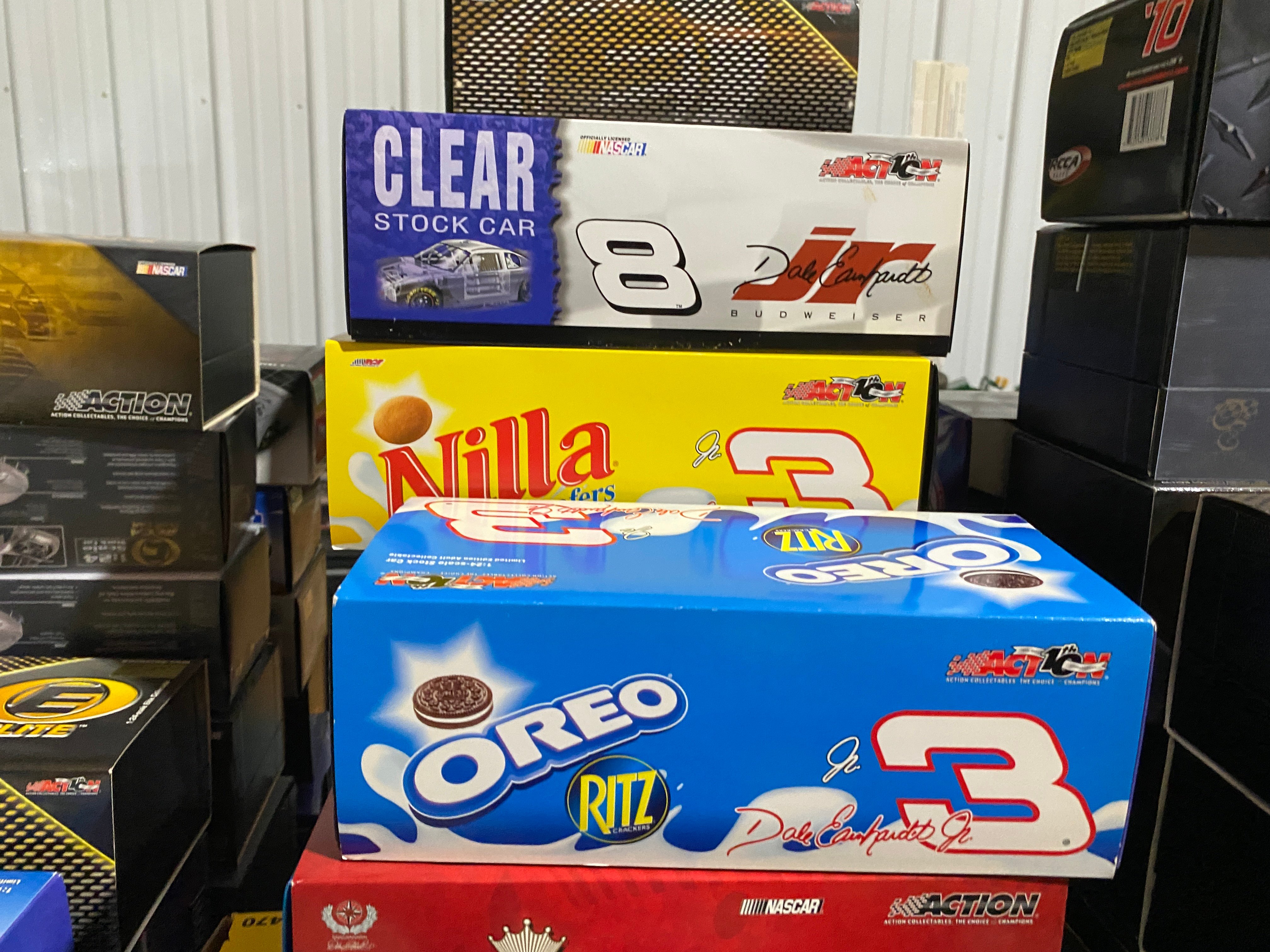 Property photo 23 - TIMED ONLINE ONLY NASCAR COLLECTION AUCTION - LAGRANGE COUNTY, INDIANA