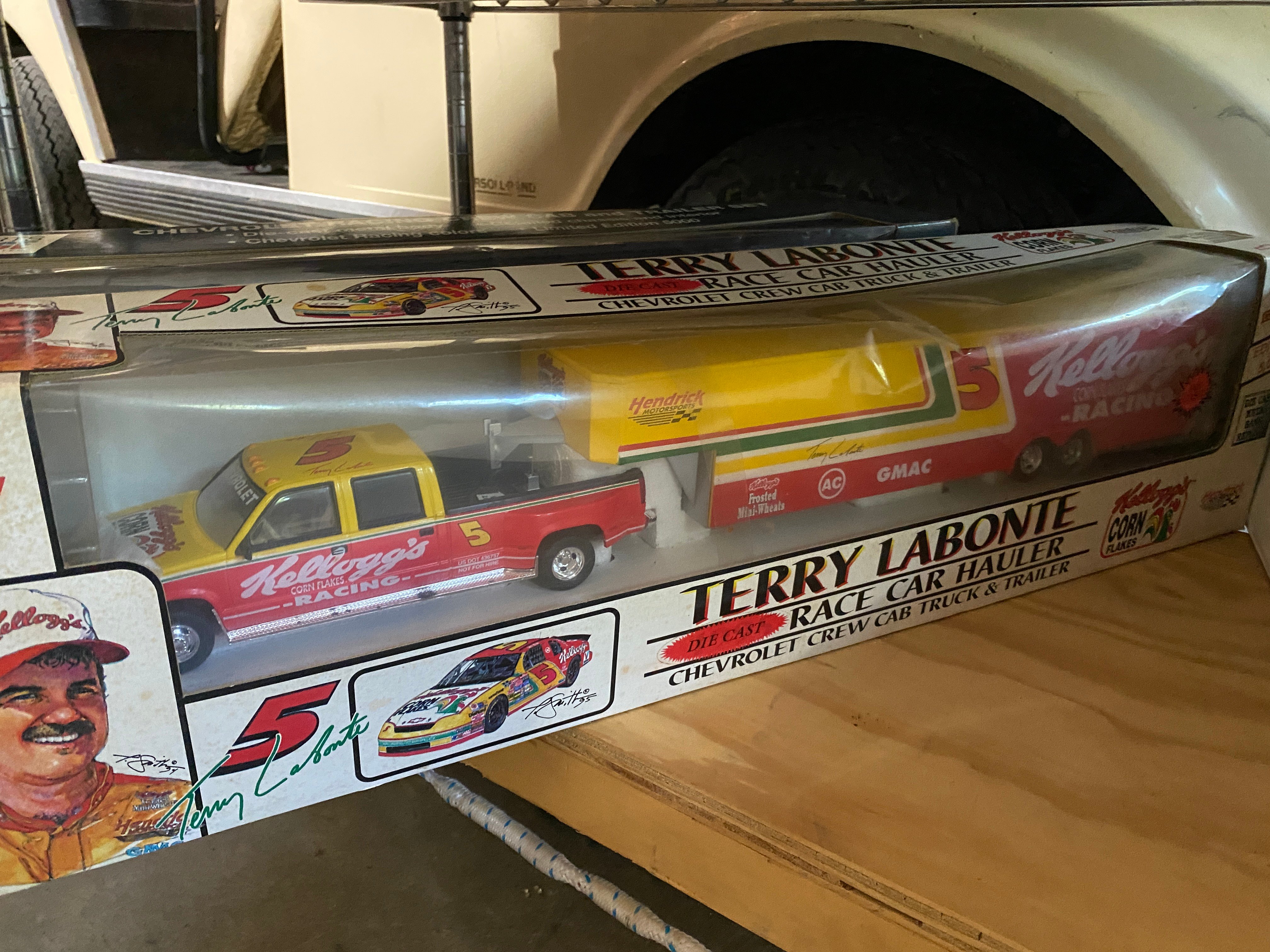 Property photo 19 - TIMED ONLINE ONLY NASCAR COLLECTION AUCTION - LAGRANGE COUNTY, INDIANA