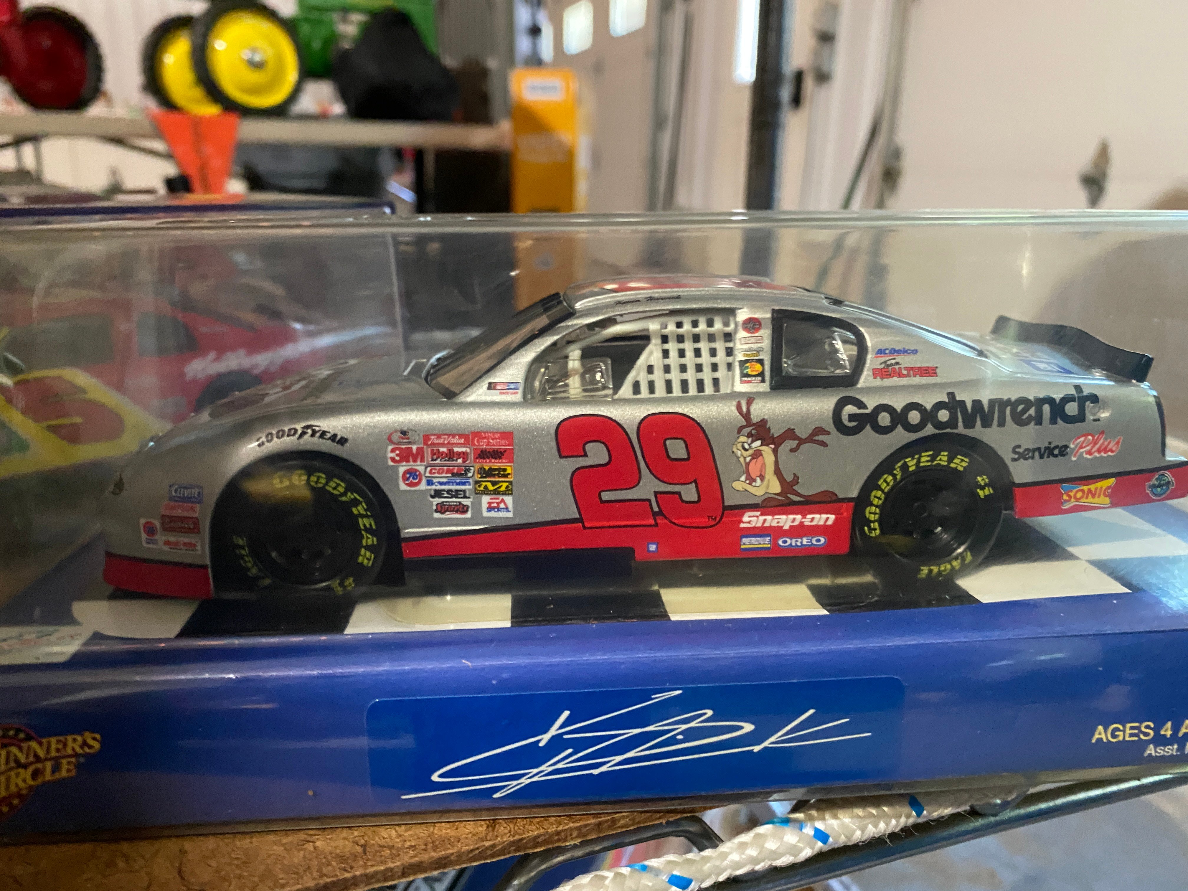 Property photo 18 - TIMED ONLINE ONLY NASCAR COLLECTION AUCTION - LAGRANGE COUNTY, INDIANA