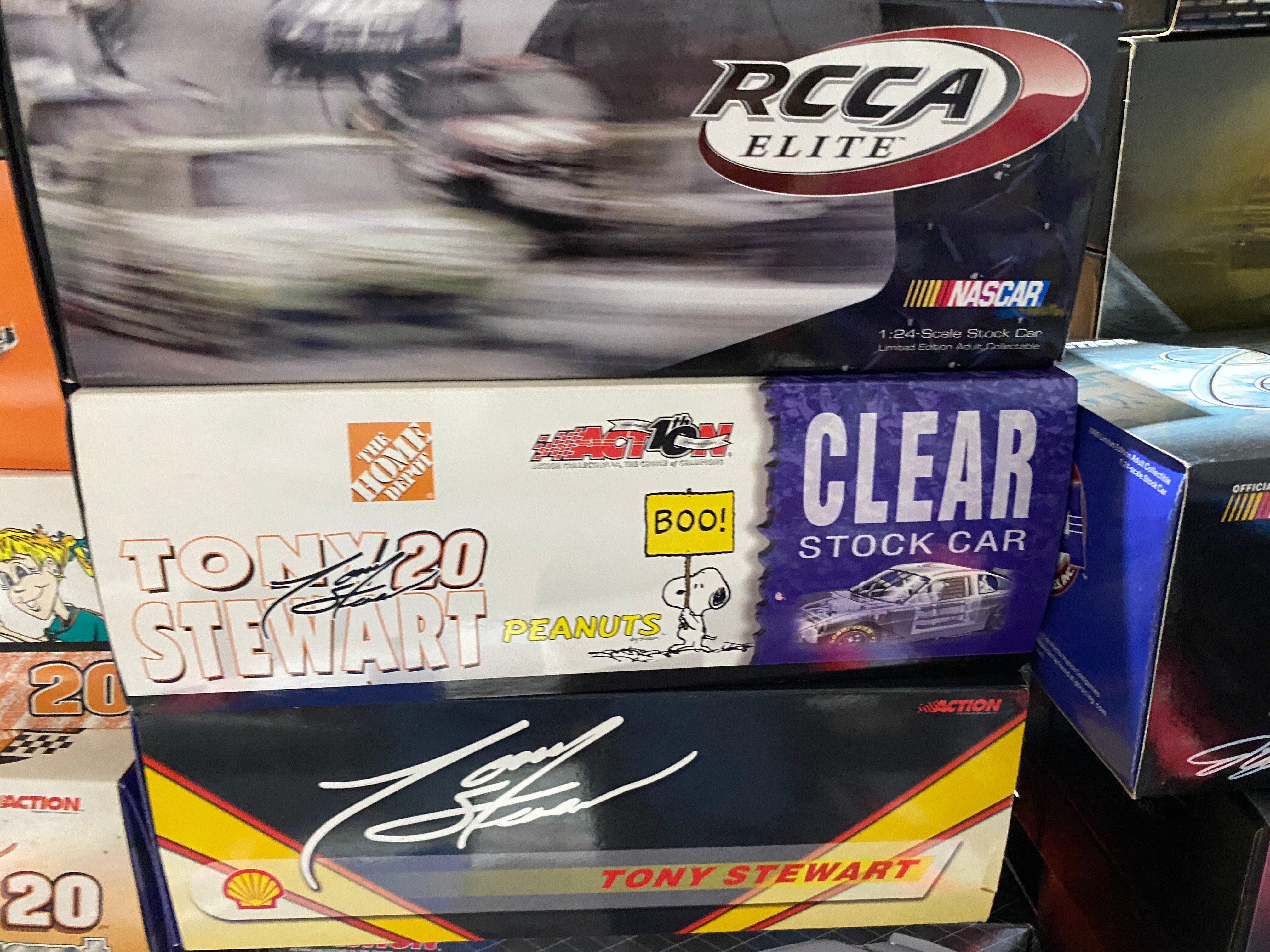 Property photo 12 - TIMED ONLINE ONLY NASCAR COLLECTION AUCTION - LAGRANGE COUNTY, INDIANA