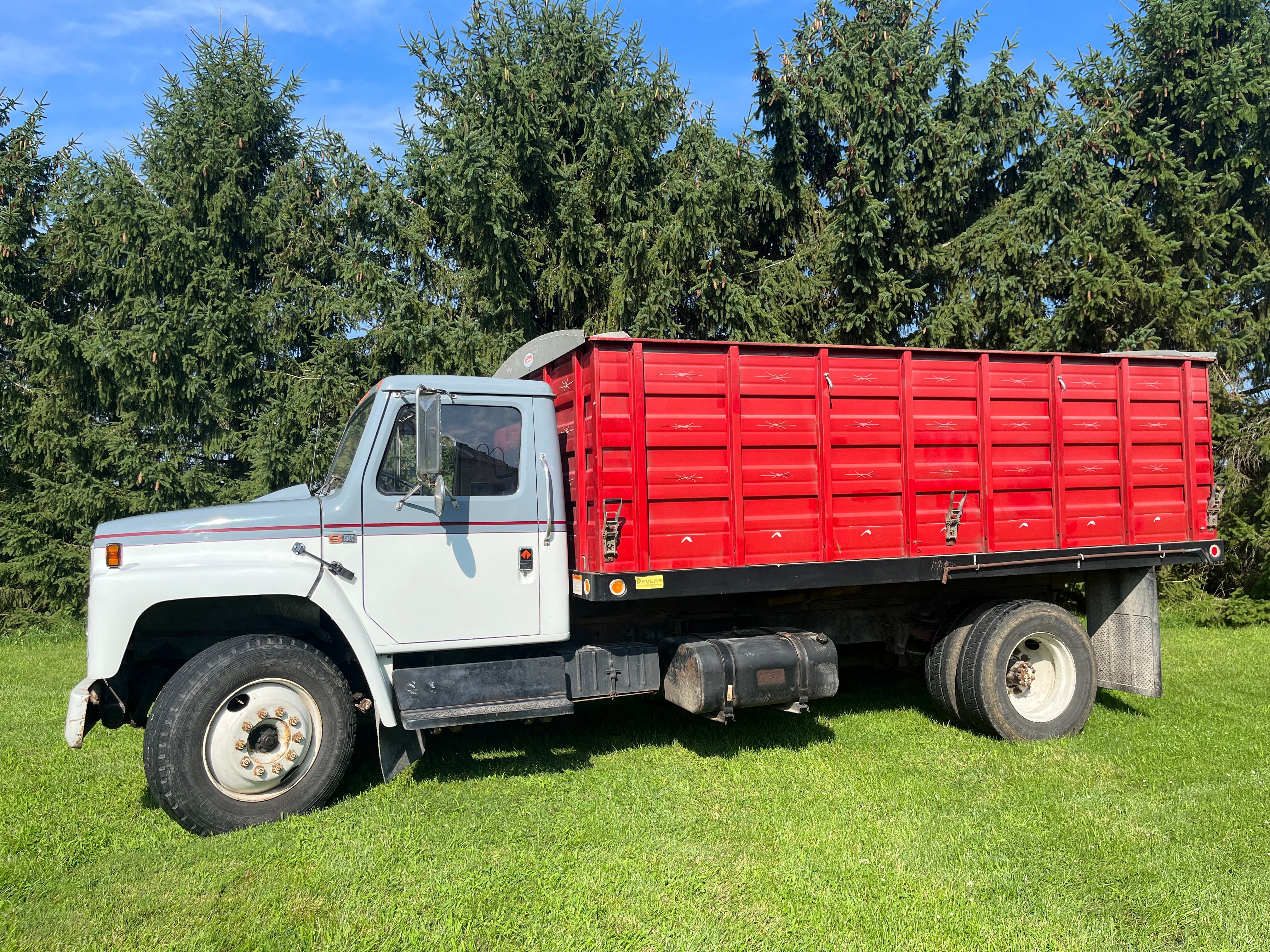 Property photo 32 - FARM EQUIPMENT RETIREMENT AUCTION - MIAMI COUNTY, OHIO