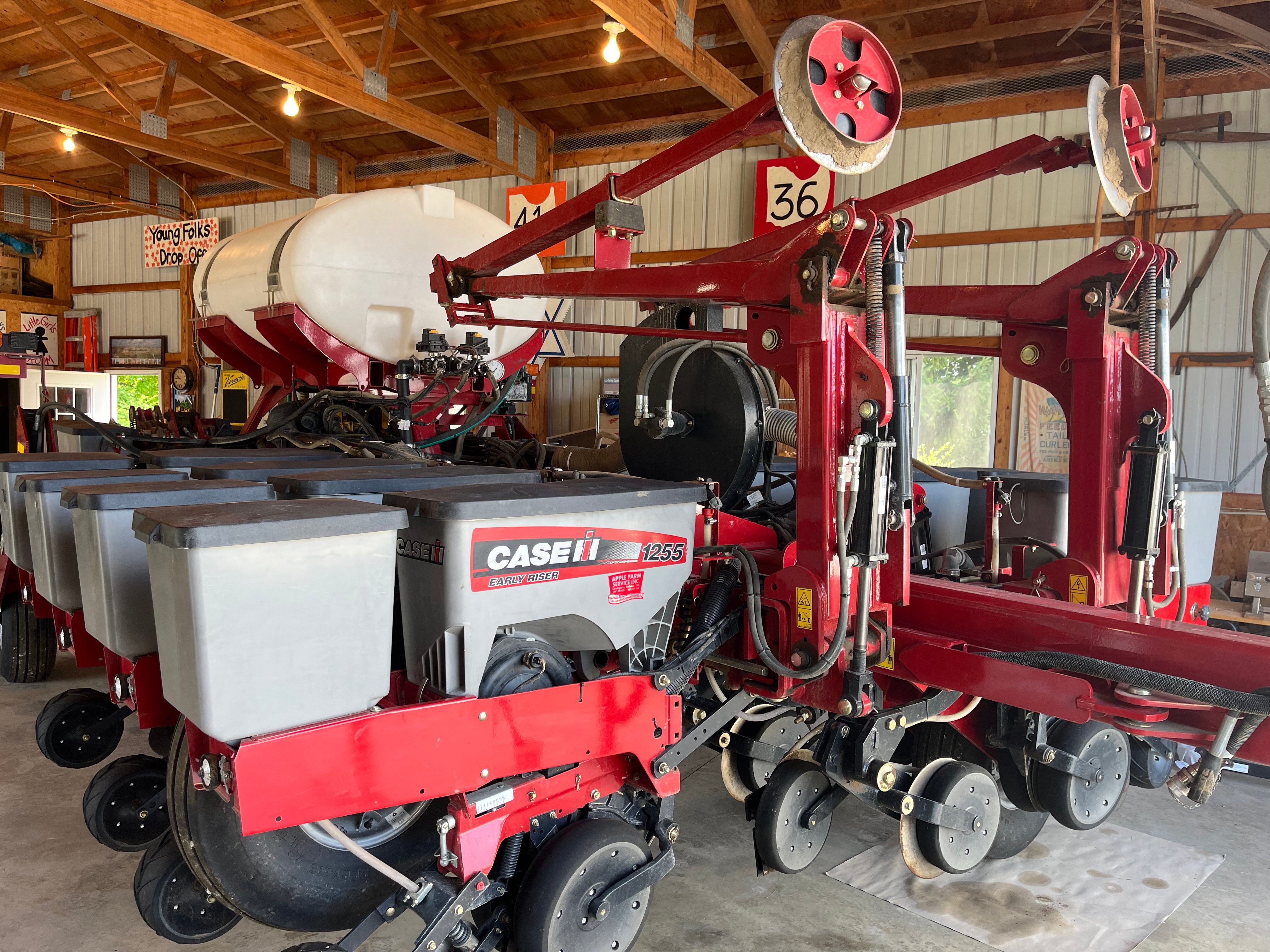 Property photo 18 - FARM EQUIPMENT RETIREMENT AUCTION - MIAMI COUNTY, OHIO