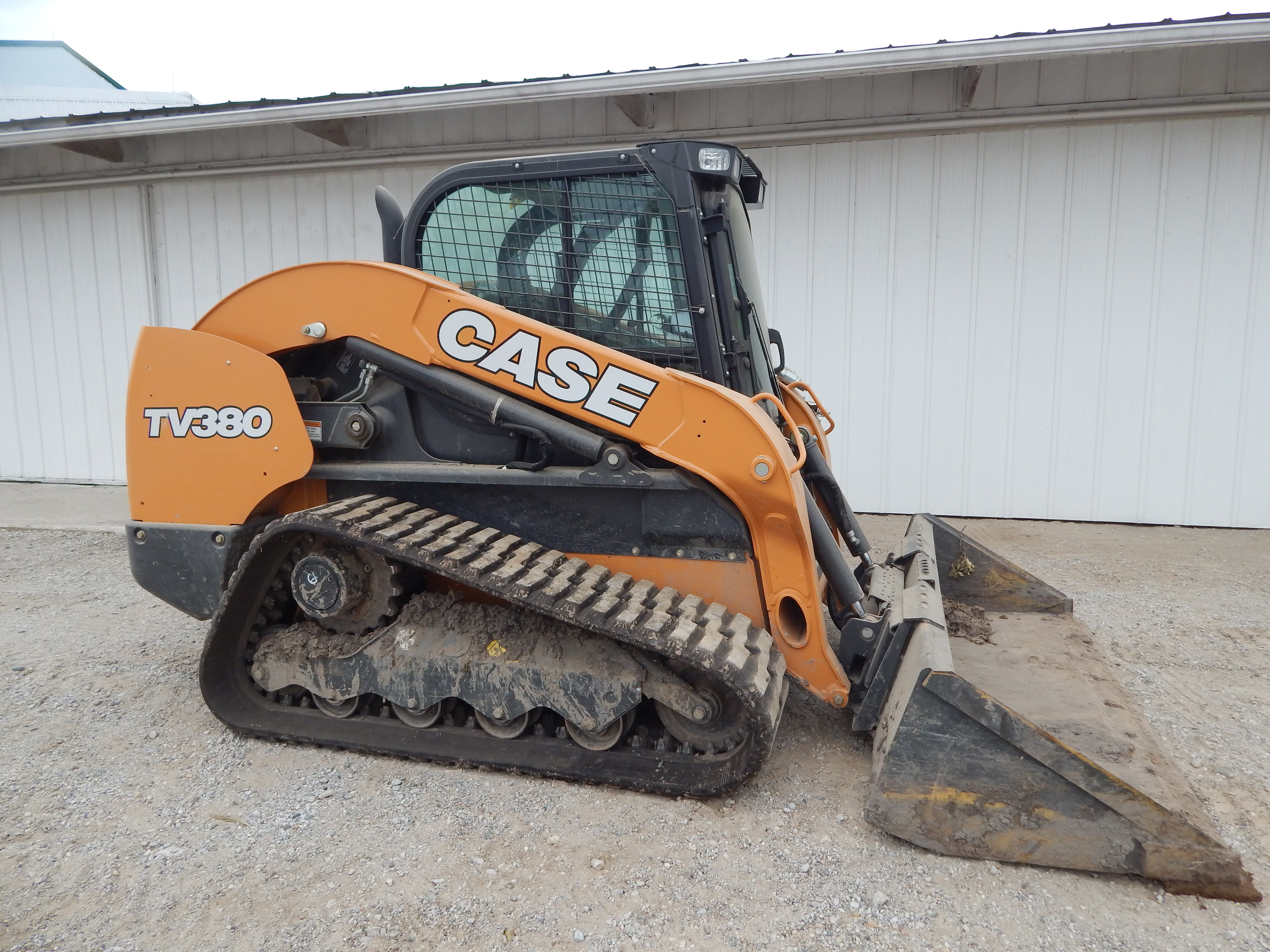 Property photo 21 - FARM EQUIPMENT AUCTION IN NOBLE COUNTY, INDIANA