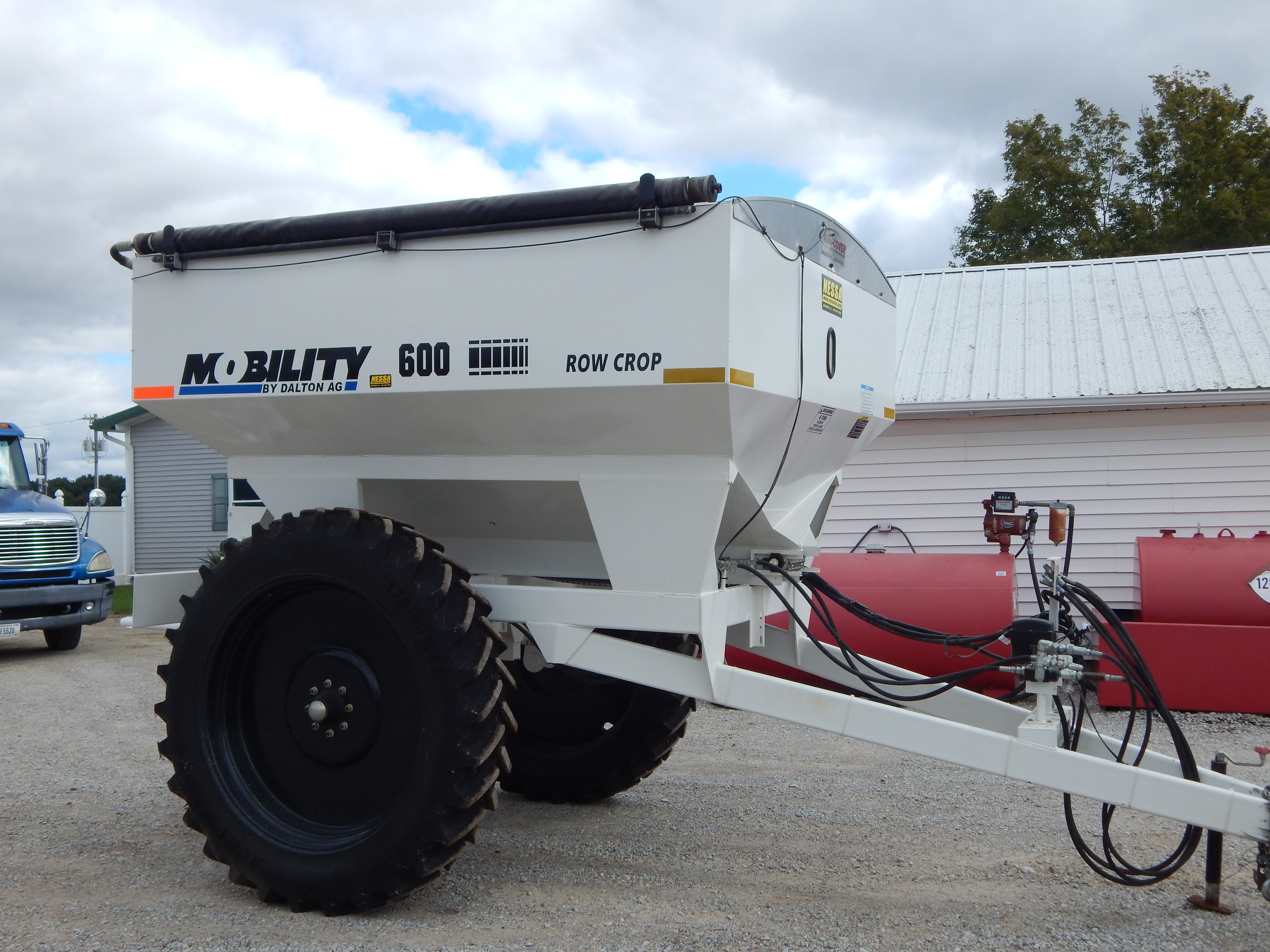 Property photo 22 - FARM EQUIPMENT AUCTION IN NOBLE COUNTY, INDIANA