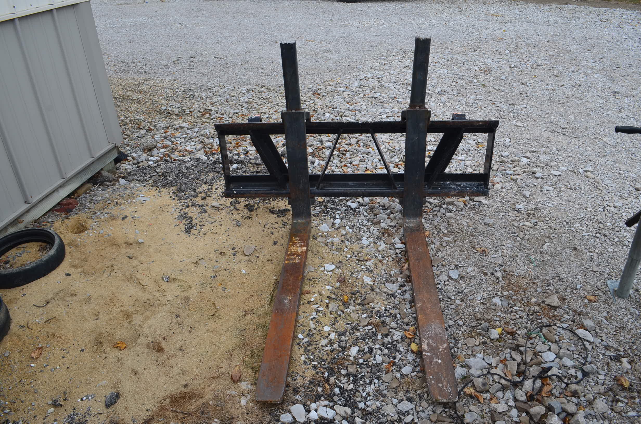 Property photo 92 - FARM EQUIPMENT AUCTION IN DEFIANCE COUNTY, OHIO