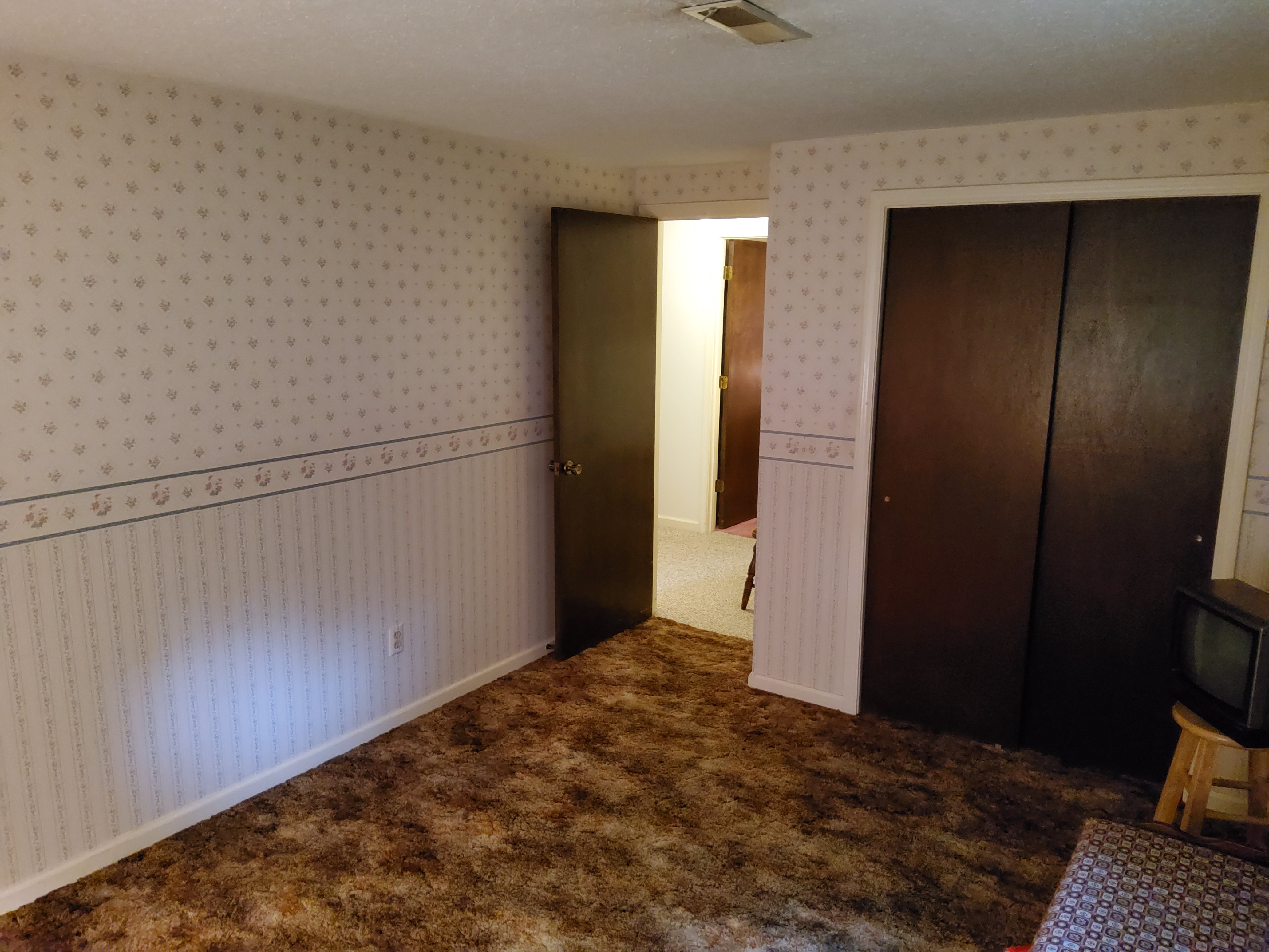 Property photo 38 - **UPDATED**REAL ESTATE AUCTION 1.2+/- ACRES OFFERED IN 1 TRACT IN WHITLEY COUNTY, INDIANA