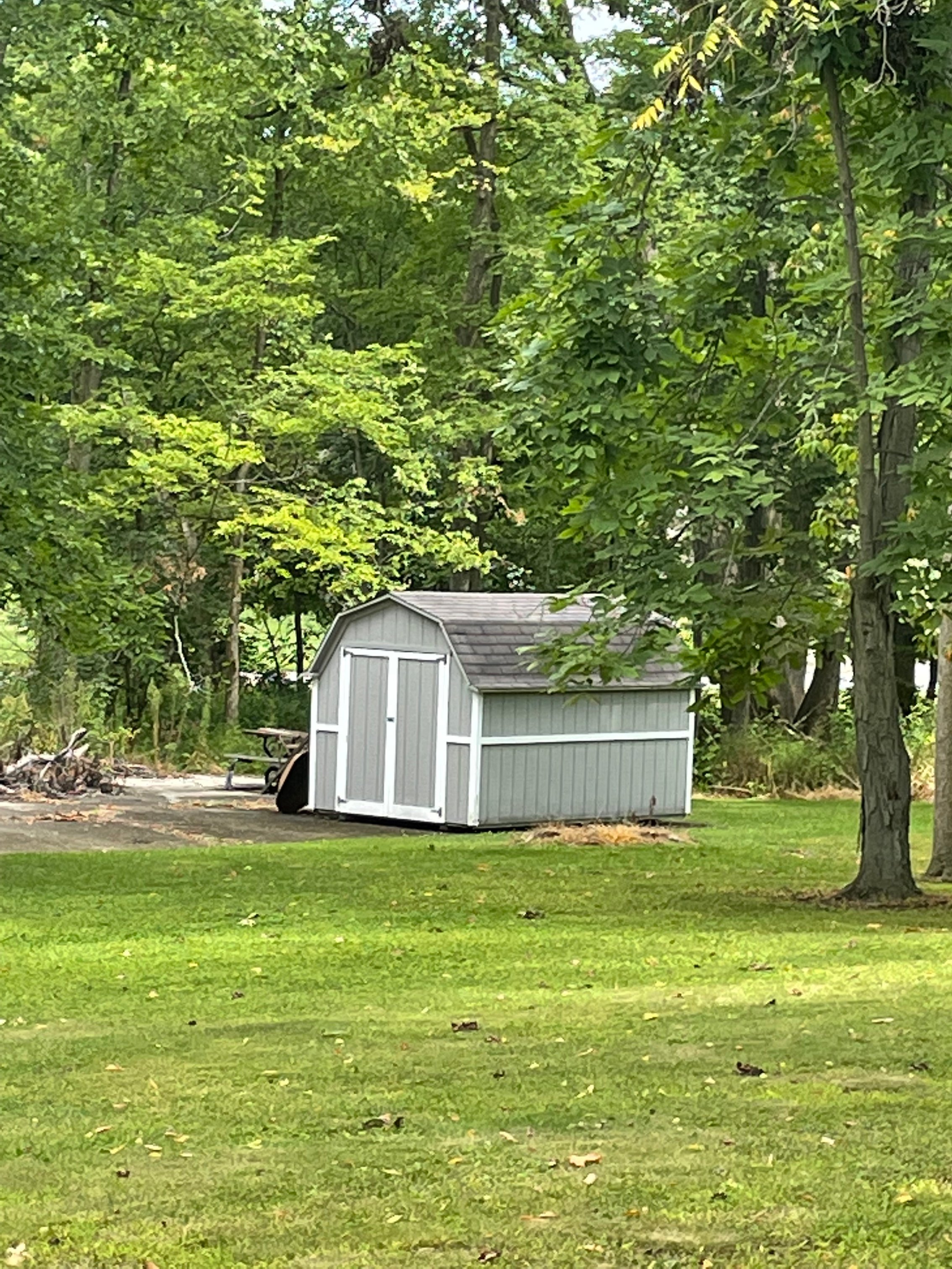 Property photo 2 - **UPDATED**REAL ESTATE AUCTION 1.2+/- ACRES OFFERED IN 1 TRACT IN WHITLEY COUNTY, INDIANA