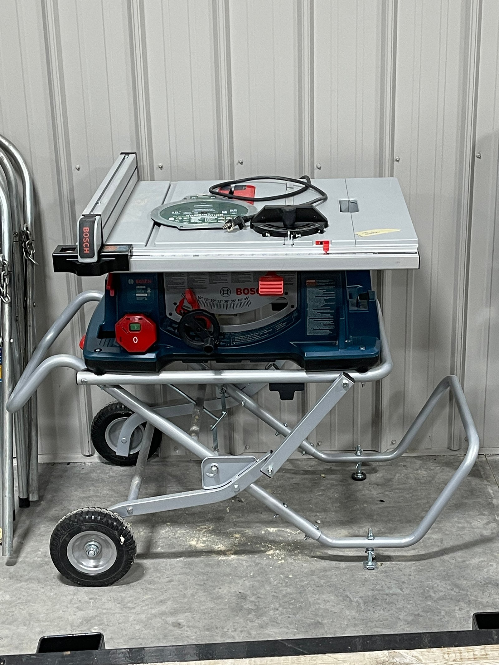 Property photo 105 - TIMED ONLINE ONLY PERSONAL PROPERTY AUCTION IN ALLEN COUNTY, INDIANA