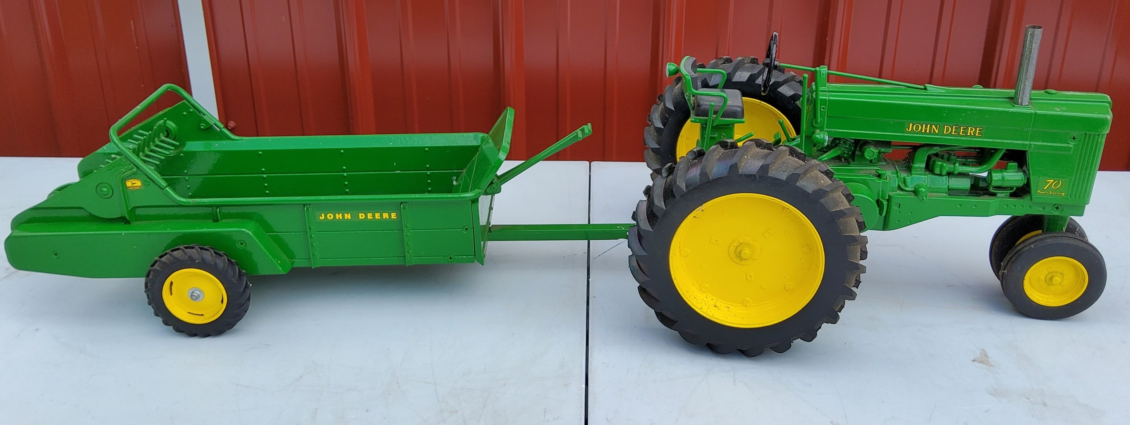 Property photo 14 - TIMED ONLINE ONLY PERSONAL PROPERTY AUCTION IN WHITLEY COUNTY, INDIANA