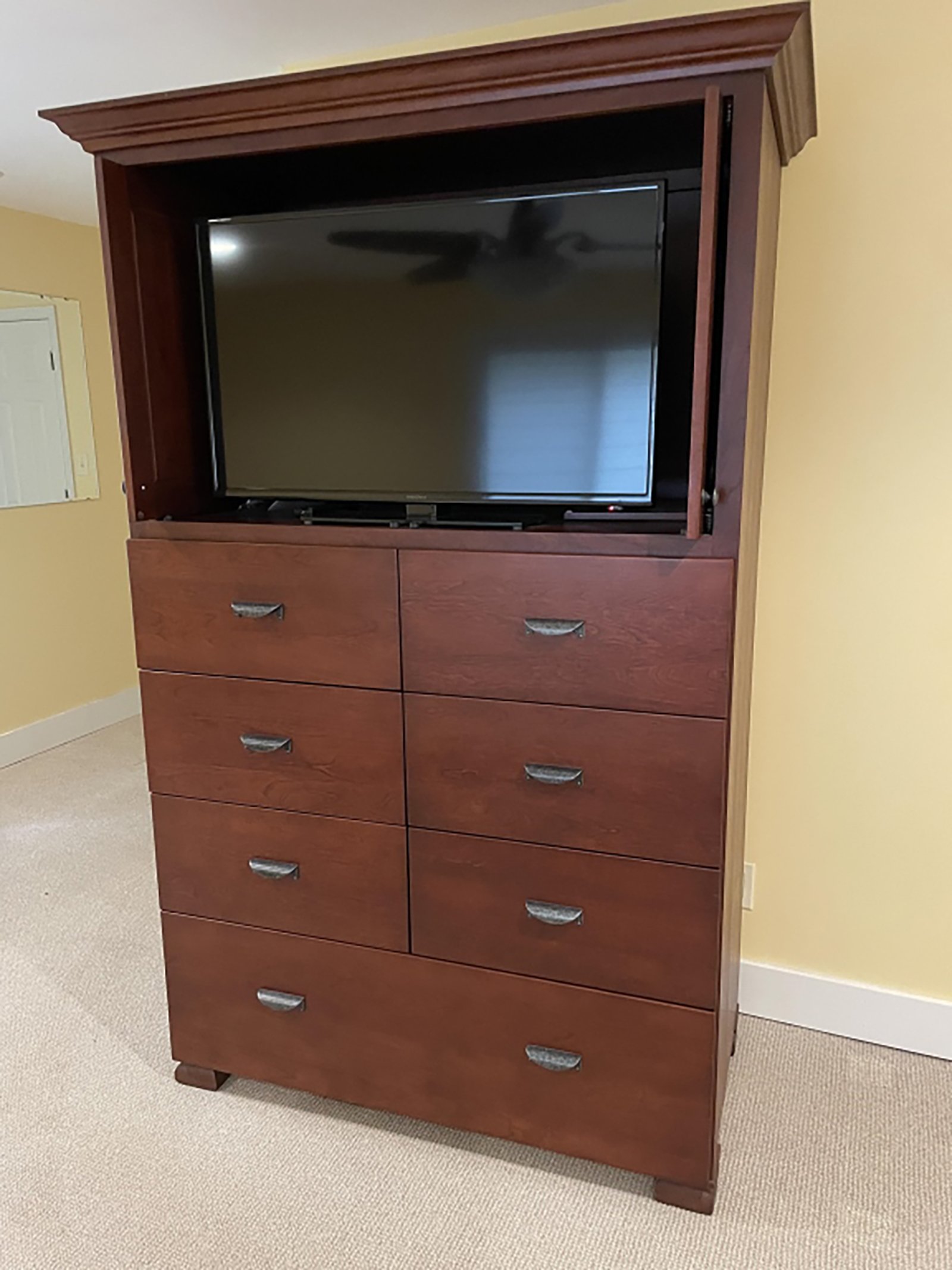 Property photo 104 - TIMED ONLINE ONLY PERSONAL PROPERTY AUCTION IN ALLEN COUNTY, INDIANA