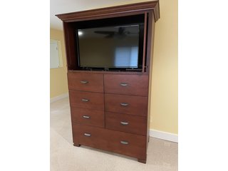 Property photo 104 - TIMED ONLINE ONLY PERSONAL PROPERTY AUCTION IN ALLEN COUNTY, INDIANA