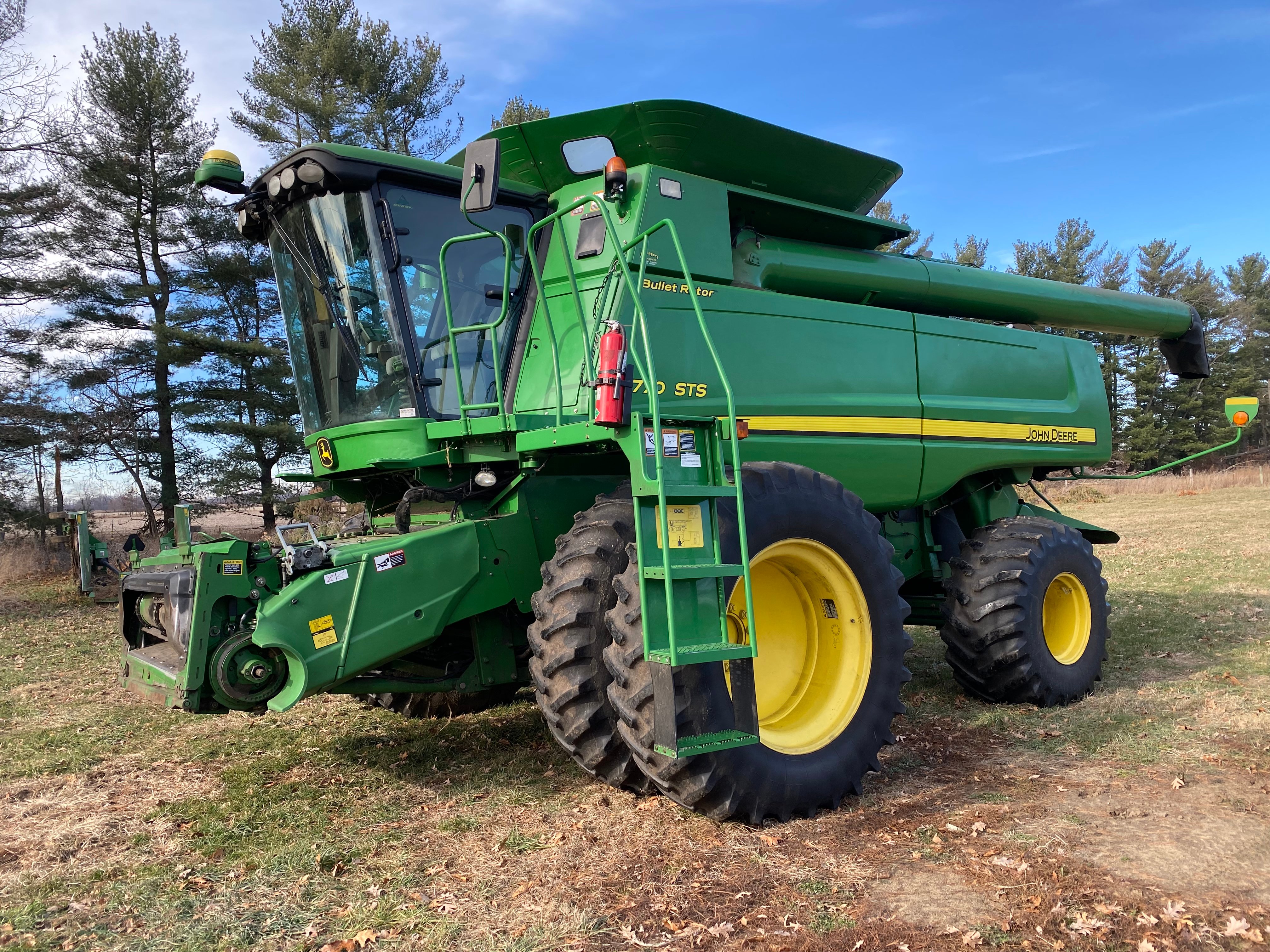 Property photo 1 - VIRTUAL YEAR END CONSIGNMENT FARM EQUIPMENT AUCTION