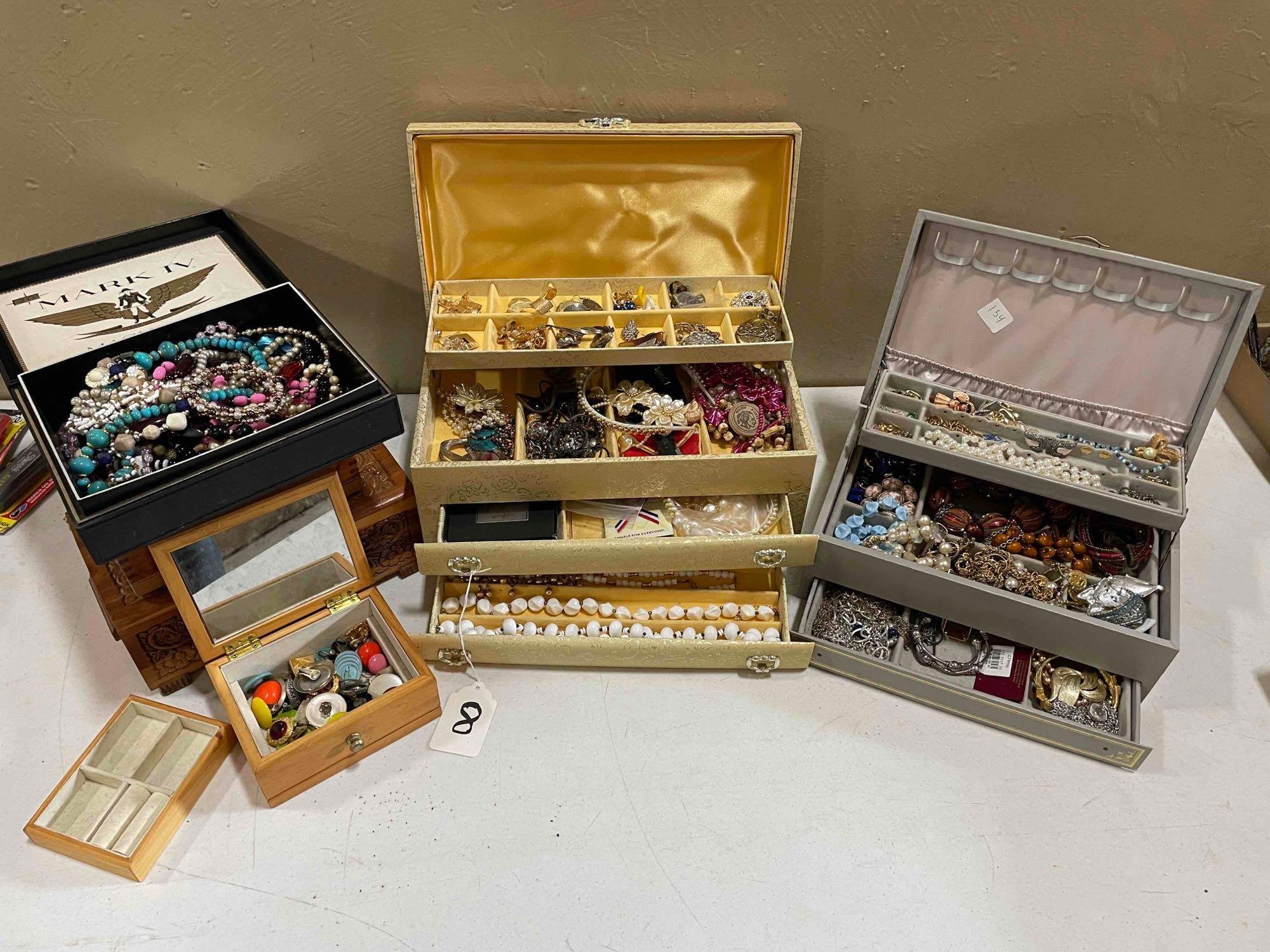 Property photo 105 - TIMED ONLINE ONLY PERSONAL PROPERTY AUCTION IN WOOD COUNTY, OH