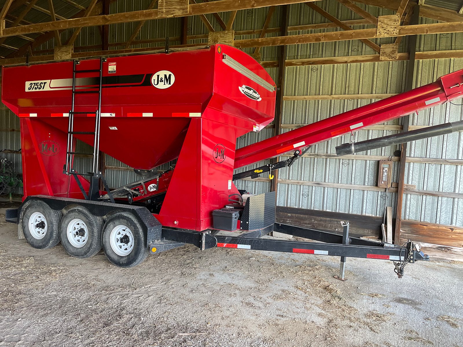 Property photo 12 - FARM & DAIRY EQUIPMENT AUCTION IN BRANCH COUNTY, MICHIGAN