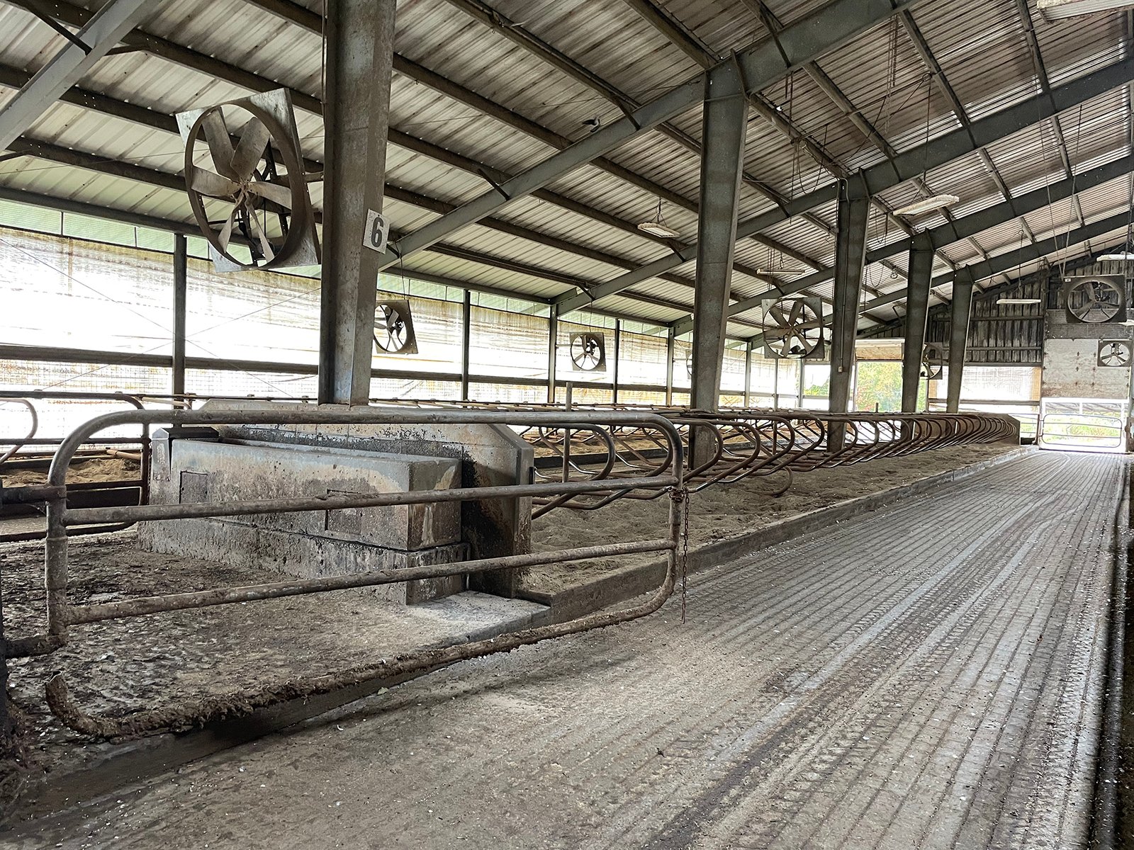Property photo 34 - FARM & DAIRY EQUIPMENT AUCTION IN BRANCH COUNTY, MICHIGAN