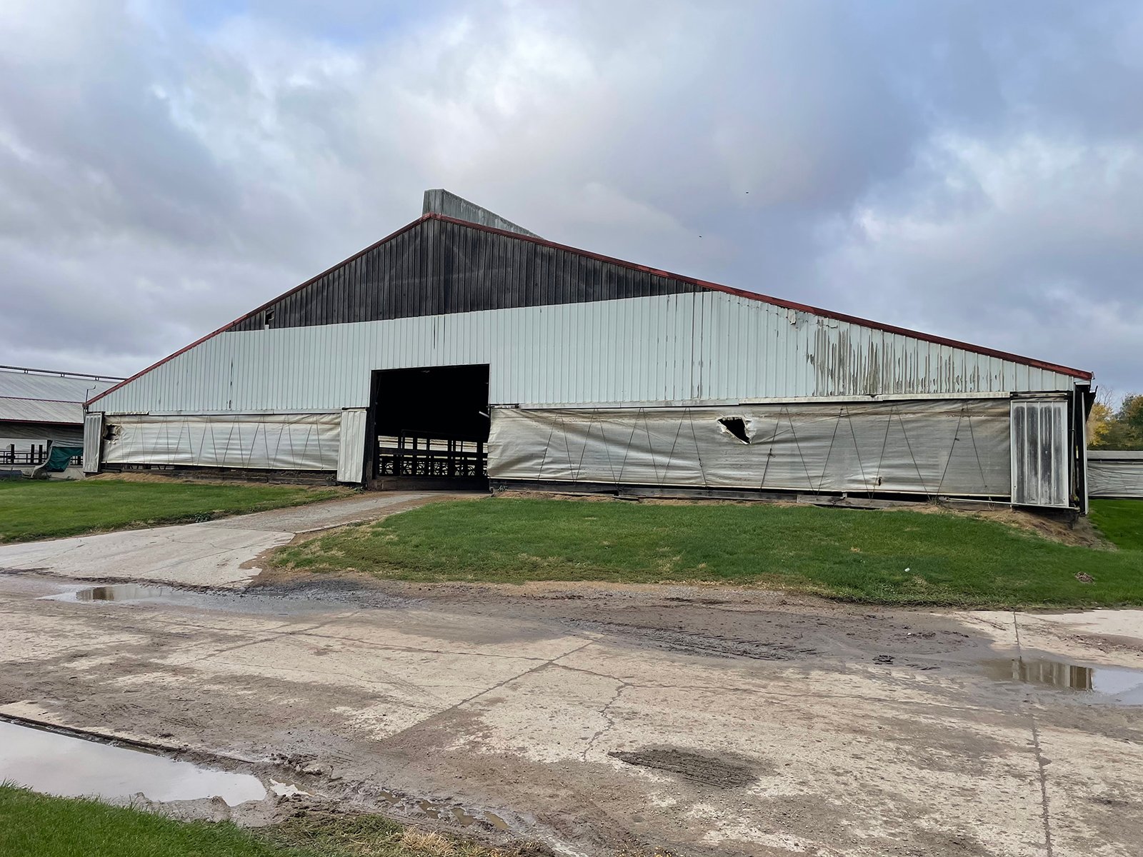Property photo 37 - FARM & DAIRY EQUIPMENT AUCTION IN BRANCH COUNTY, MICHIGAN