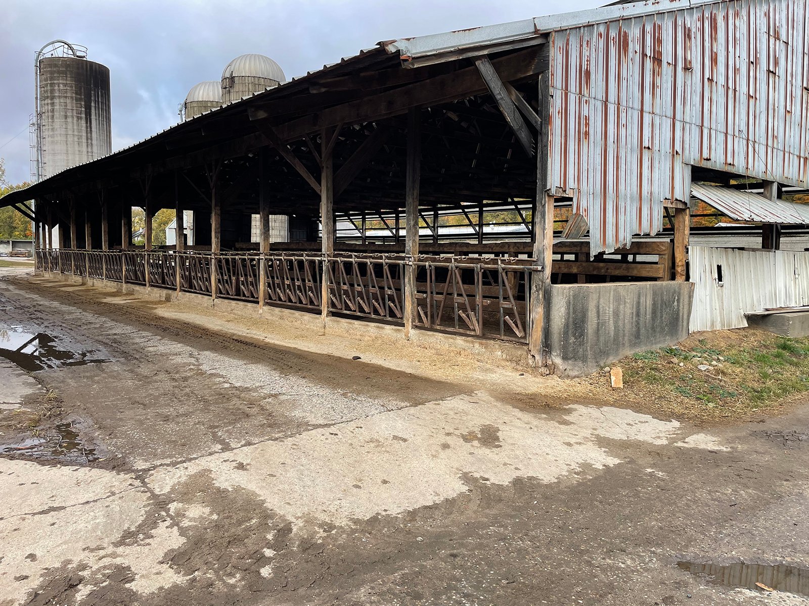 Property photo 40 - FARM & DAIRY EQUIPMENT AUCTION IN BRANCH COUNTY, MICHIGAN