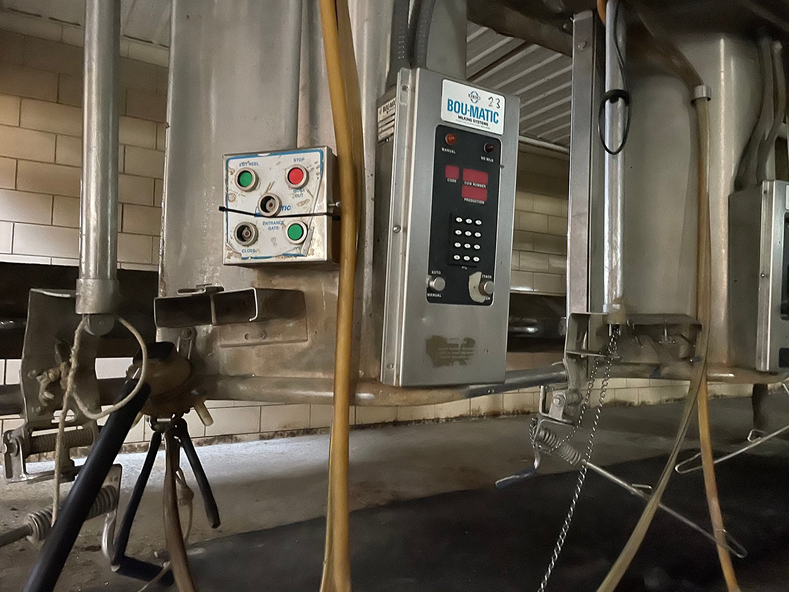Property photo 47 - FARM & DAIRY EQUIPMENT AUCTION IN BRANCH COUNTY, MICHIGAN