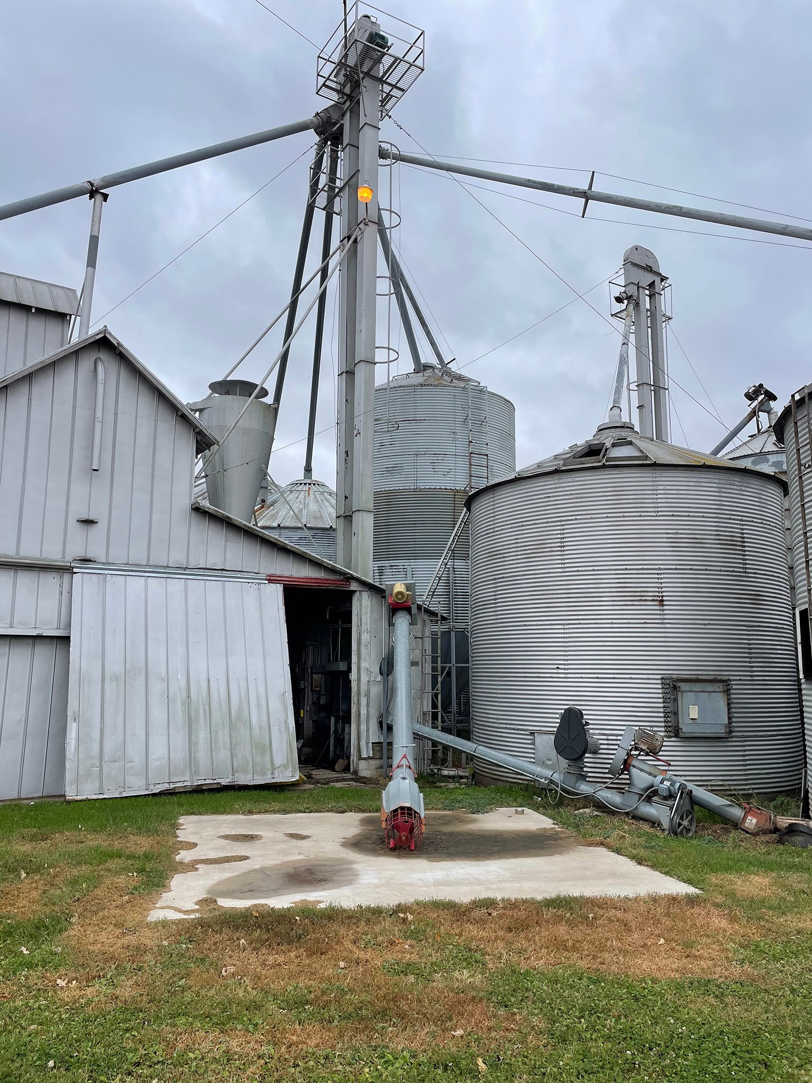 Property photo 70 - FARM & DAIRY EQUIPMENT AUCTION IN BRANCH COUNTY, MICHIGAN