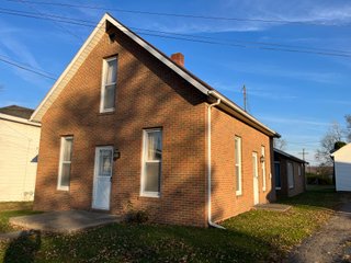 Property photo 2 - REAL ESTATE AUCTION SINGLE FAMILY BRICK HOME - NEW PARIS, OHIO (PREBLE COUNTY)
