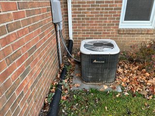 Property photo 4 - REAL ESTATE AUCTION SINGLE FAMILY BRICK HOME - NEW PARIS, OHIO (PREBLE COUNTY)